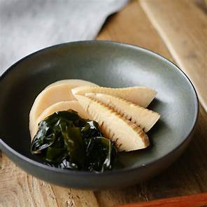 What Is Wakame? A Complete Guide to Japanese Seaweed
