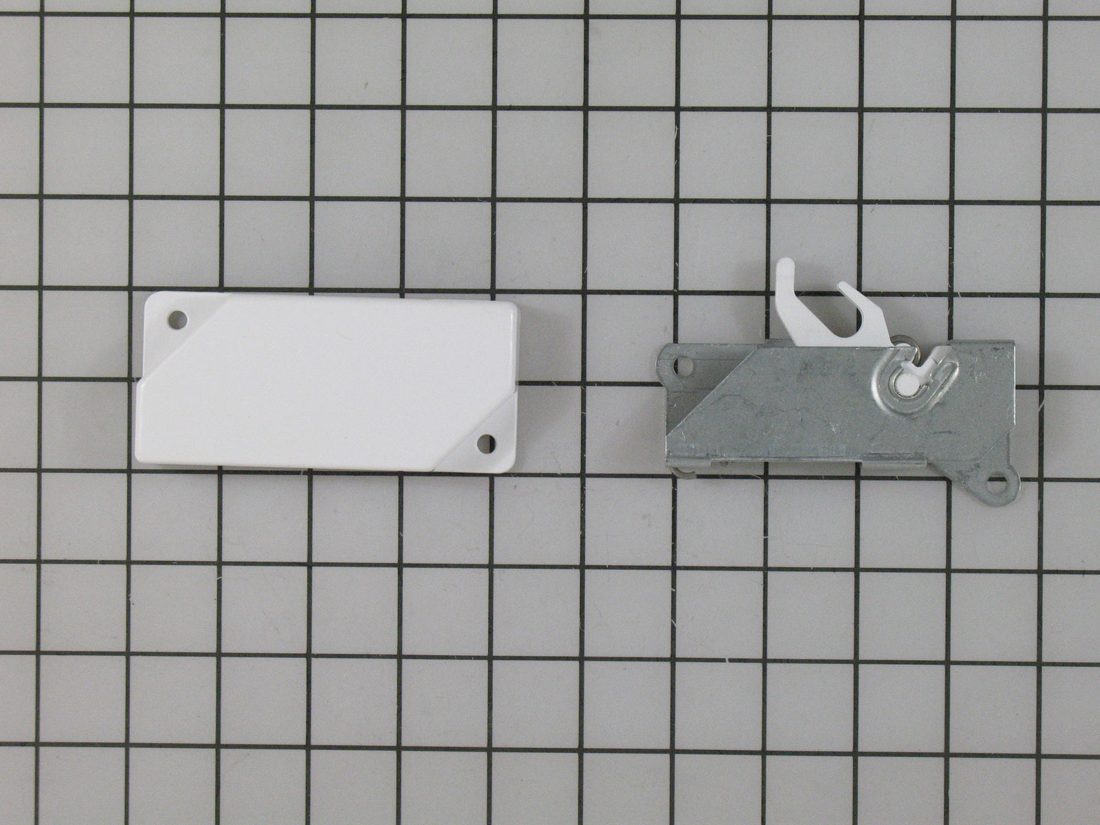 Bosch 00623375 Fridge Lock-Clamp Replacement Part