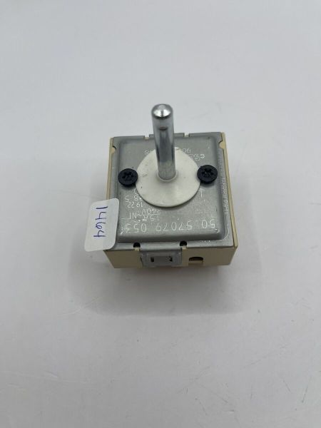 Pièce de rechange pour régulateur d'énergie de four Bosch 00631150