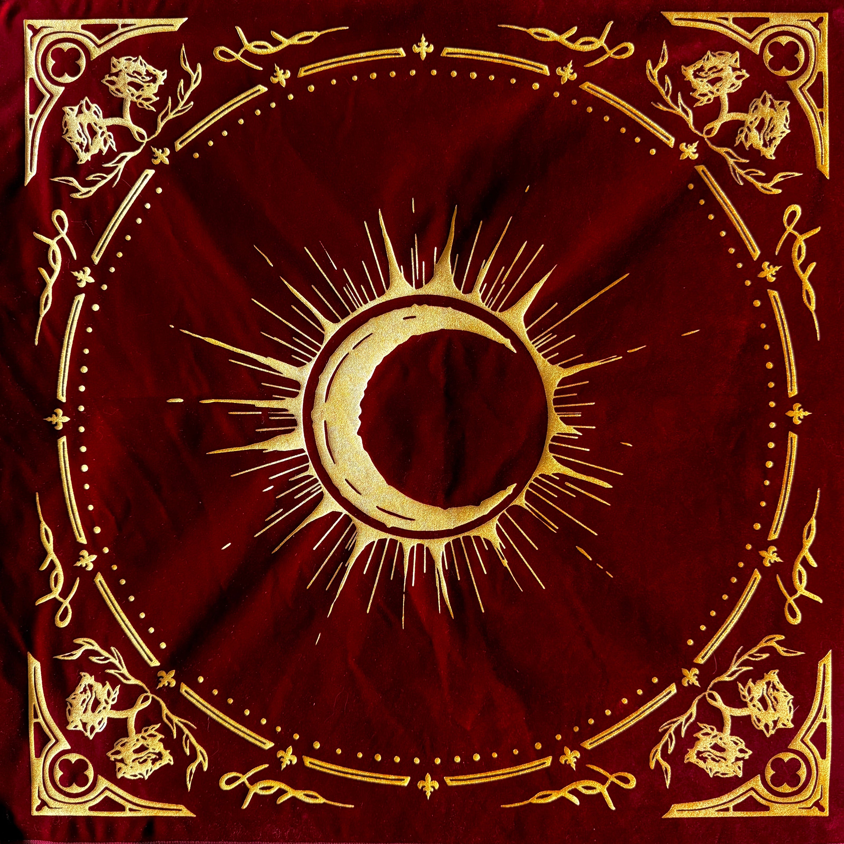Eclipsa Altar Cloths