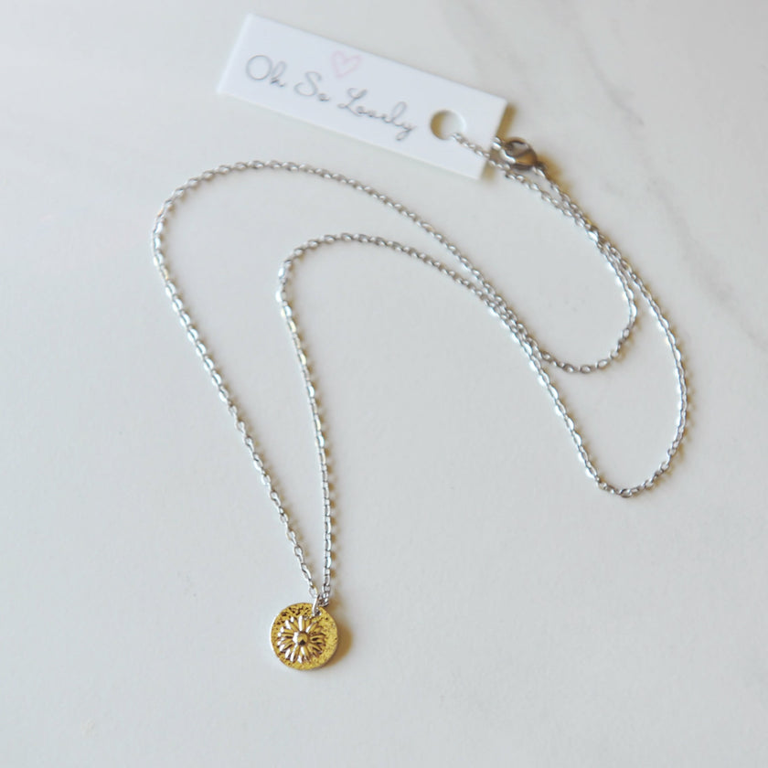 Wilma Silver Daisy Disc Necklace