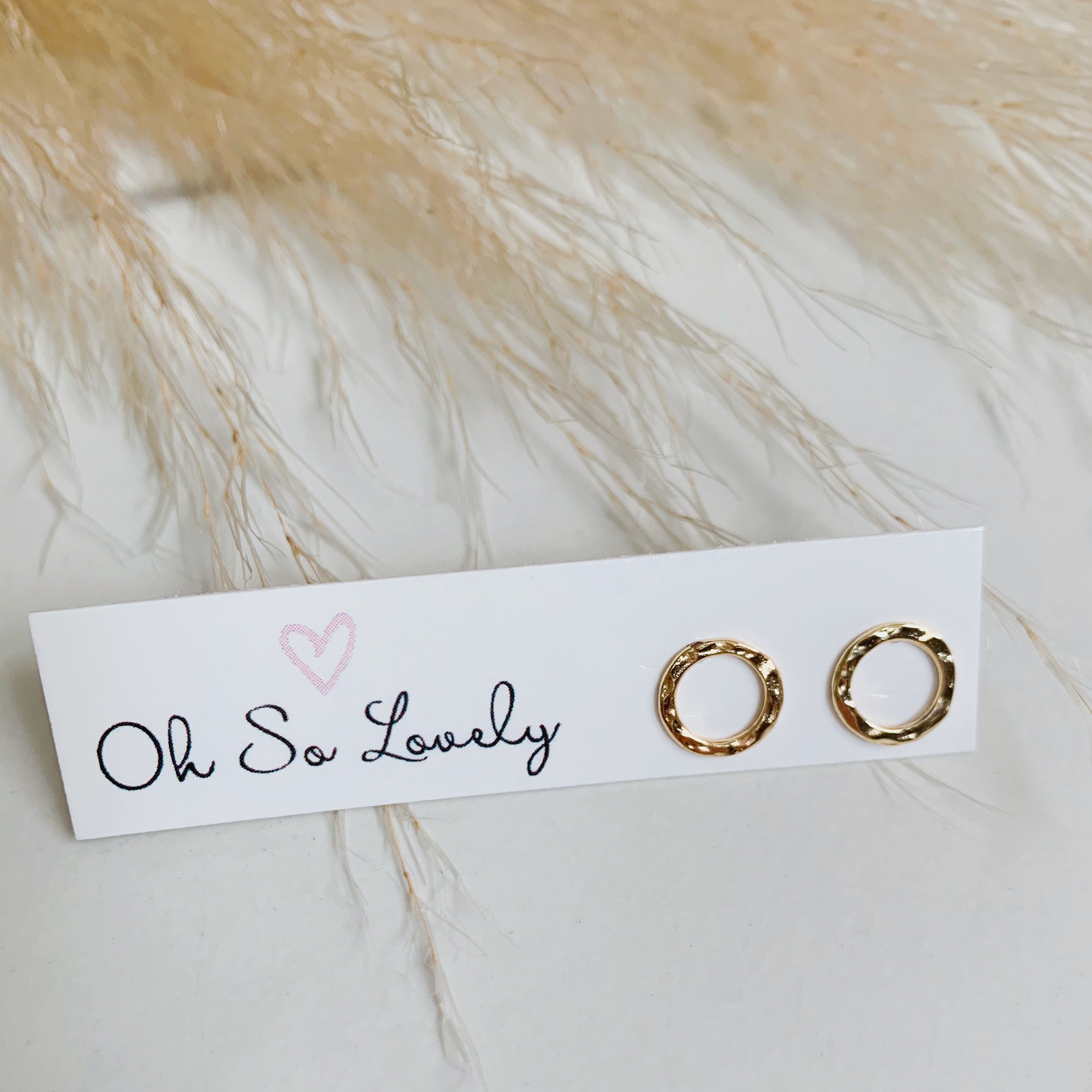 Hammered circle studs