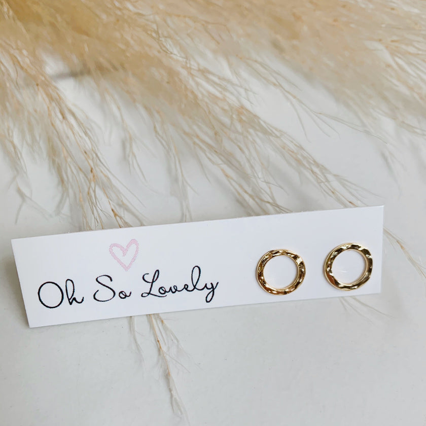 Hammered circle studs