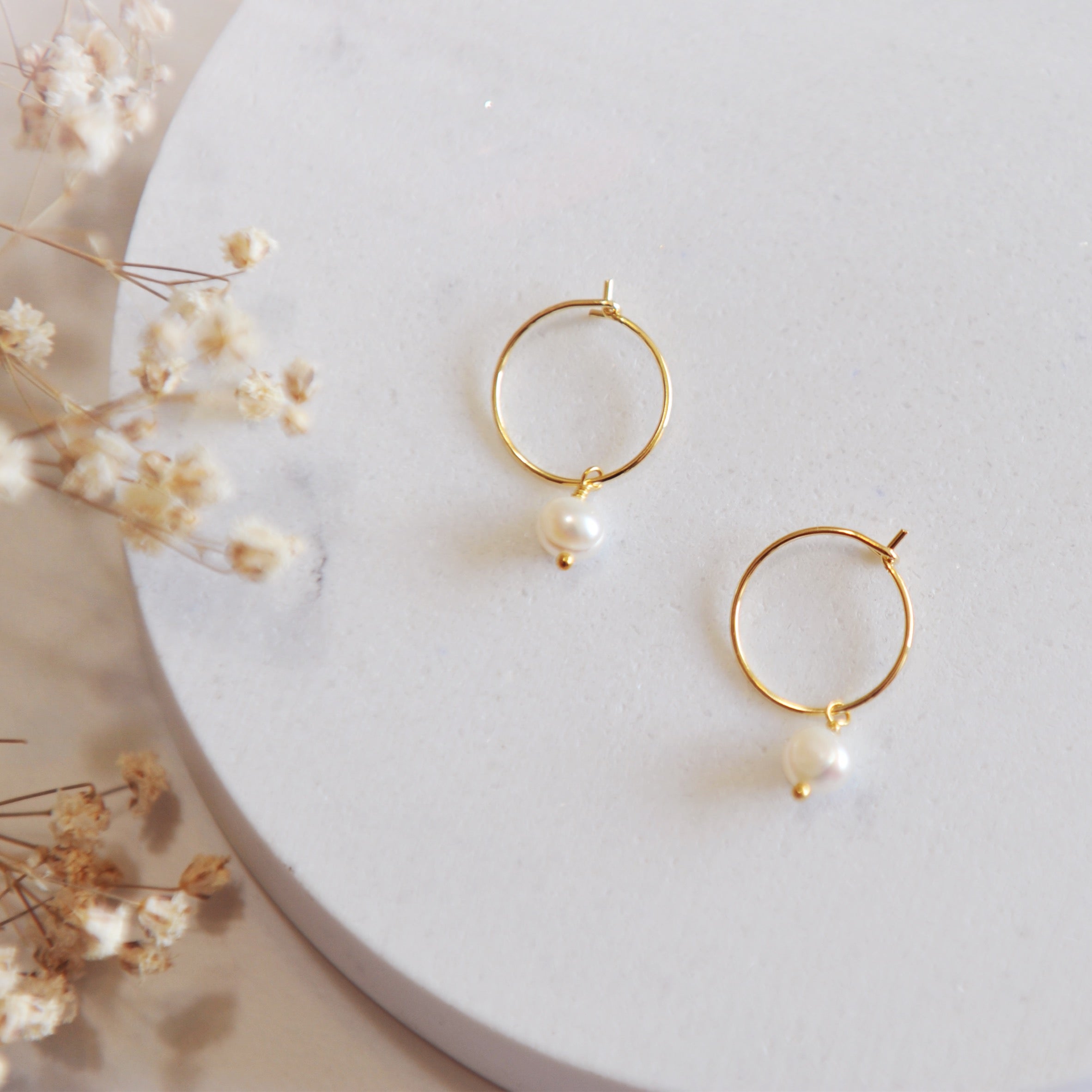 Saylor Hoop Earrings
