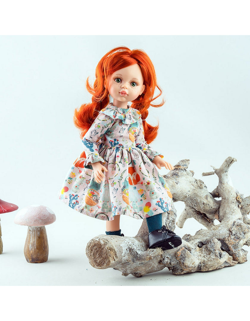 Las Amigas Articulated Doll - Cristi with dress walk in the forest - Paola Reina