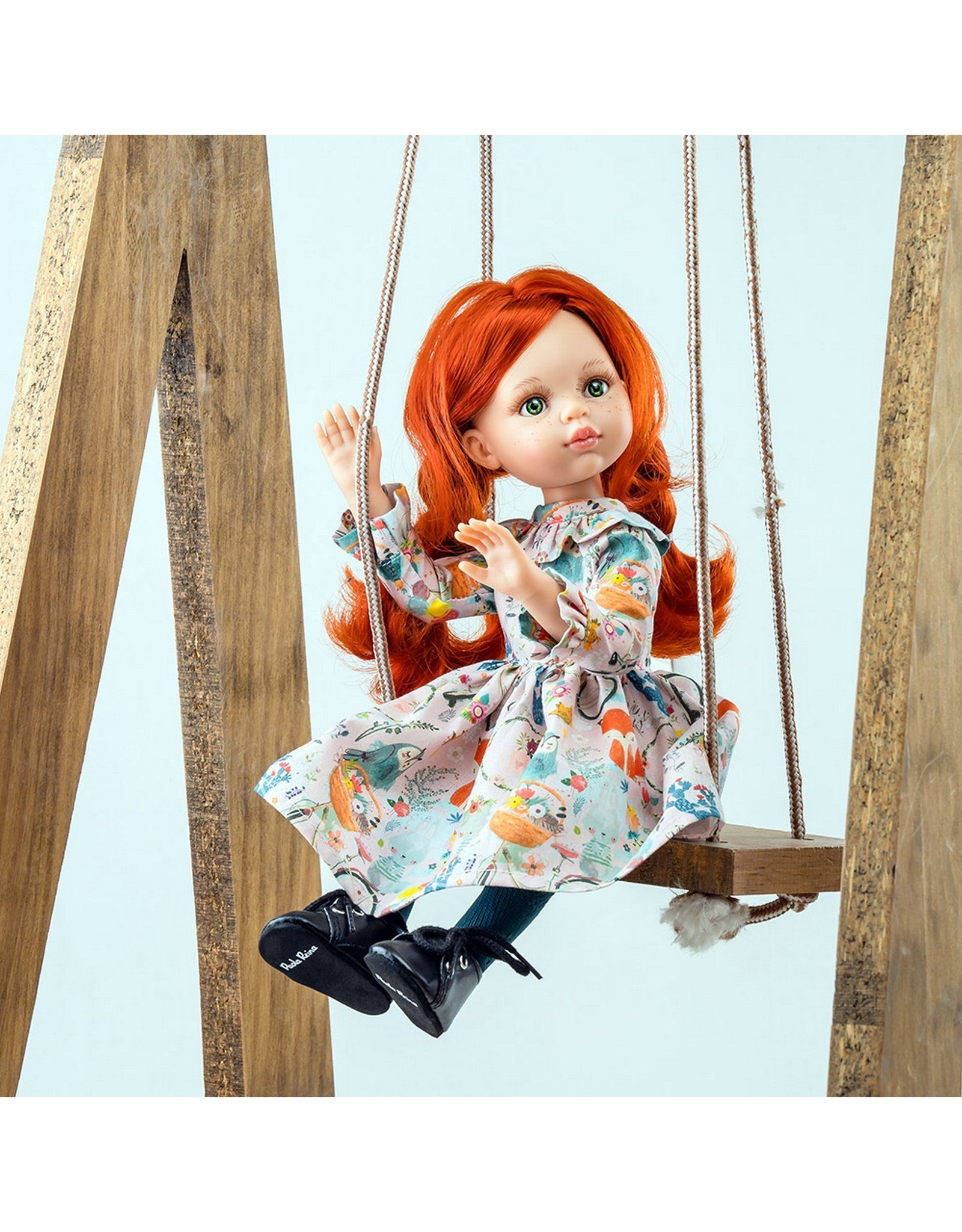 Las Amigas Articulated Doll - Cristi with dress walk in the forest - Paola Reina
