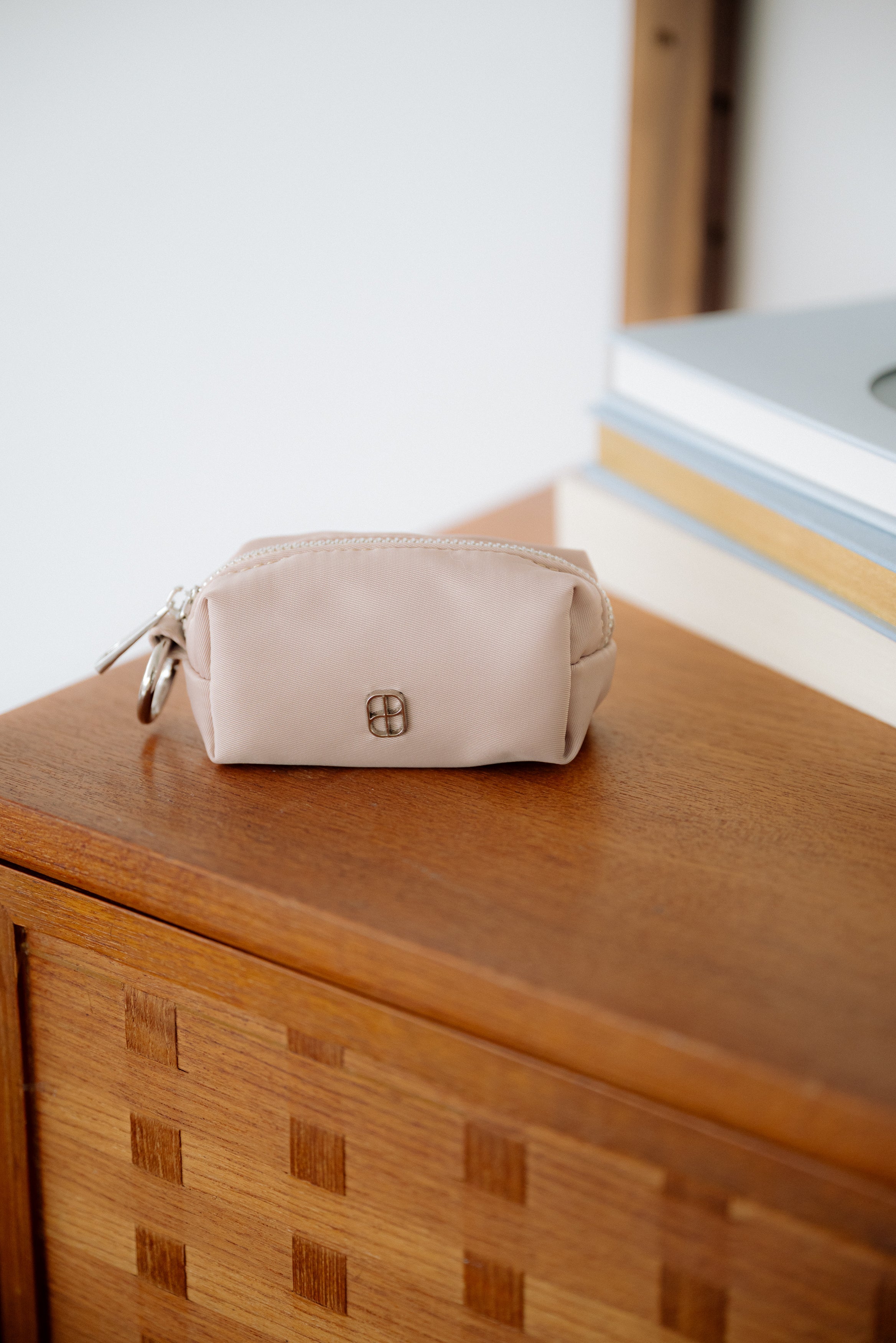 Noma Poop Bag Pouch