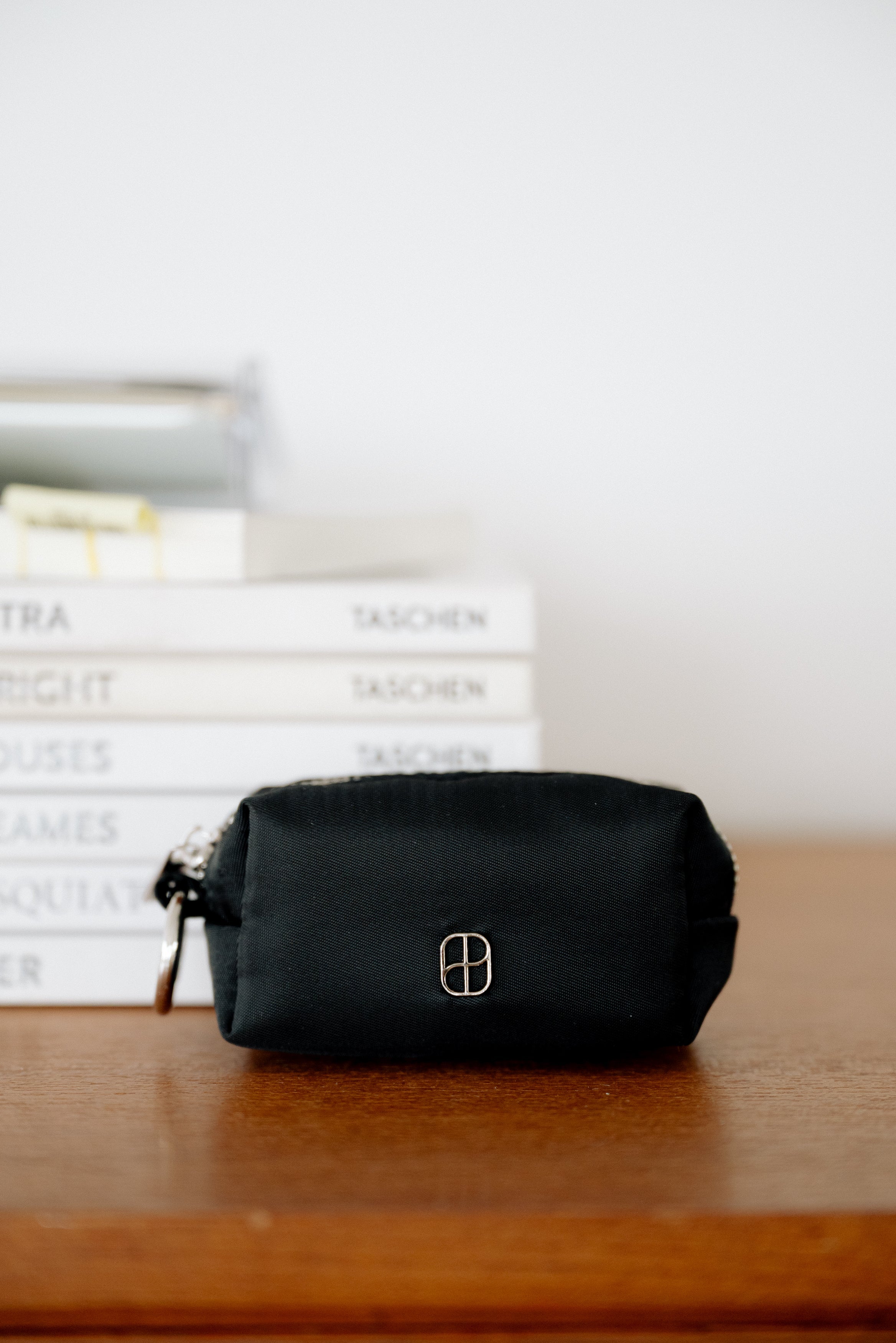 Noma Poop Bag Pouch