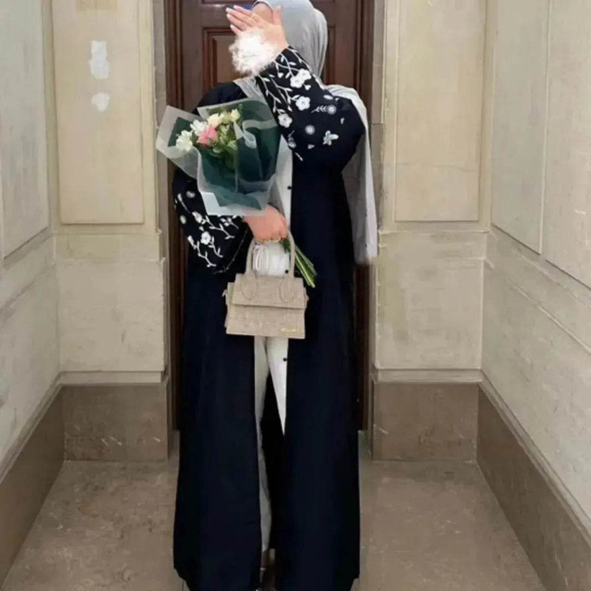 Luxury Dubai Abaya Dress Turkey Abaya Kimono Middle East Dubai Women's Embroidered  Loose Cardigan Gown
