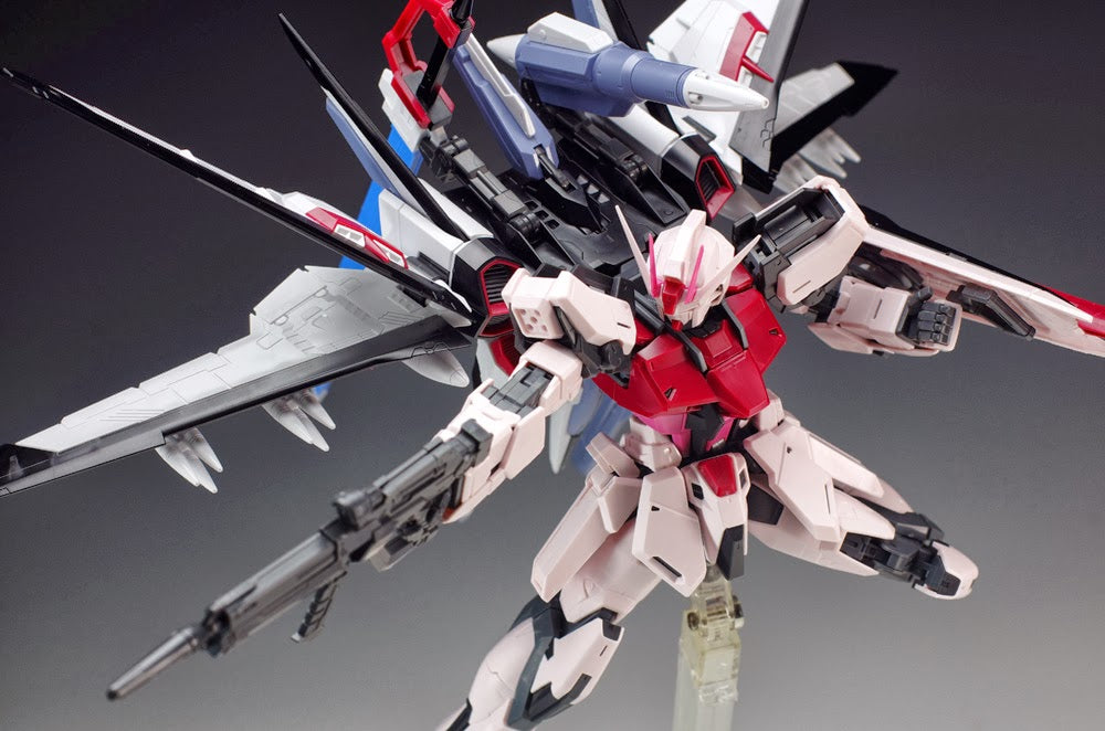 MG 1/100 Strike Rouge Ootori Plastic Model Kit