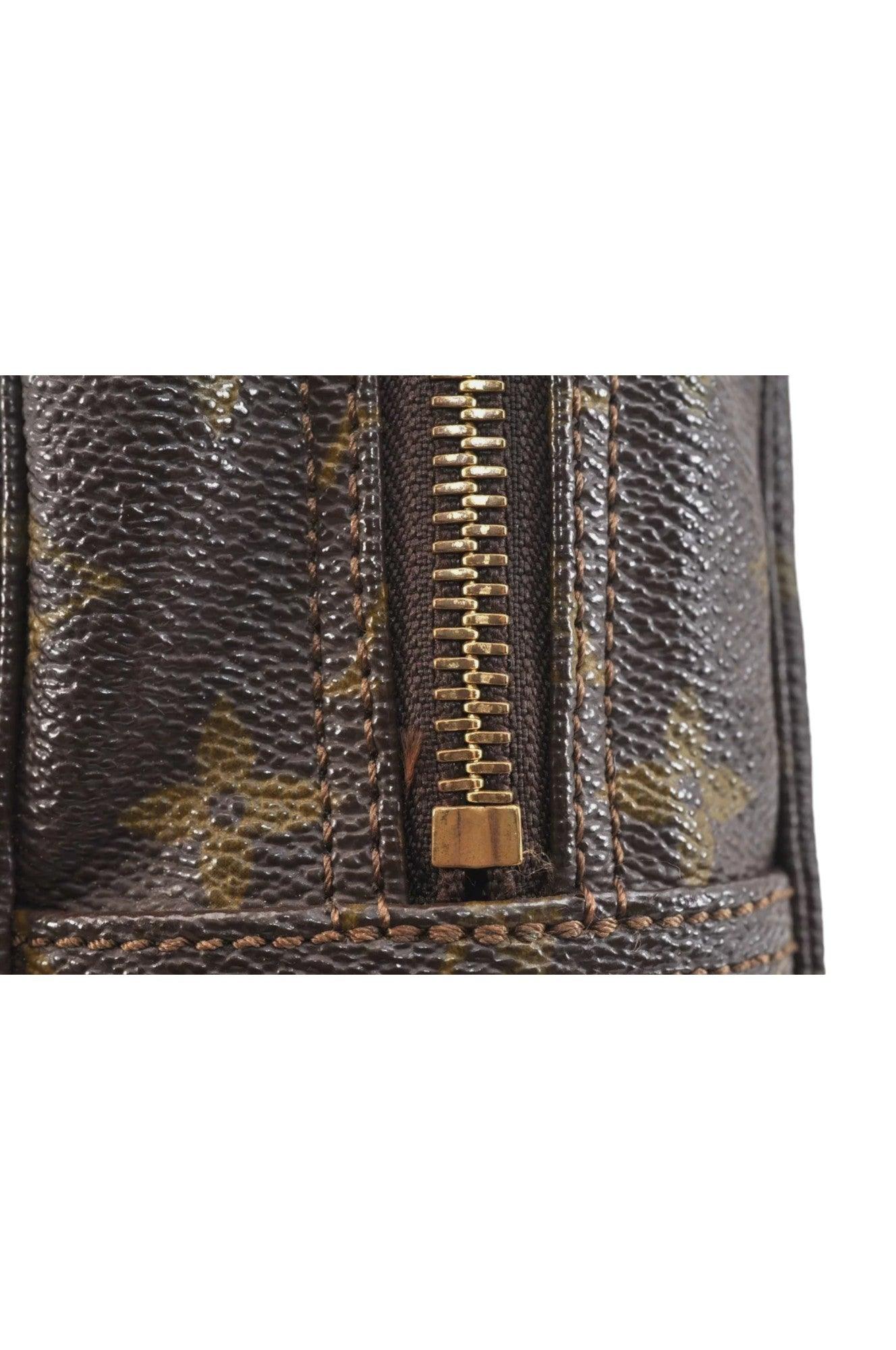 Louis Vuitton Monogram Trousse Toilette 28 Clutch Hand Bag M47522 LV 6922K