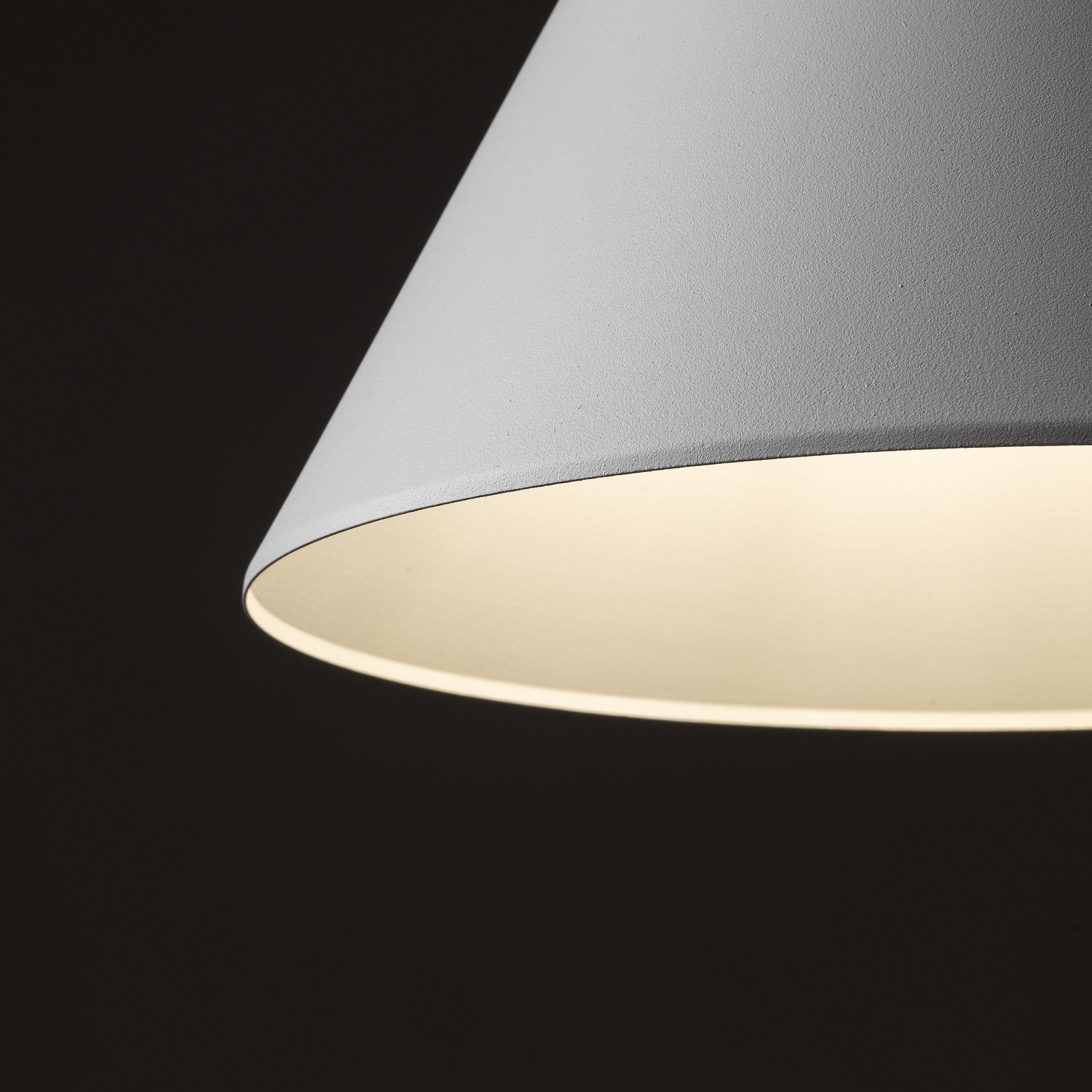 CONO Modern Minimalist Pendant Light M