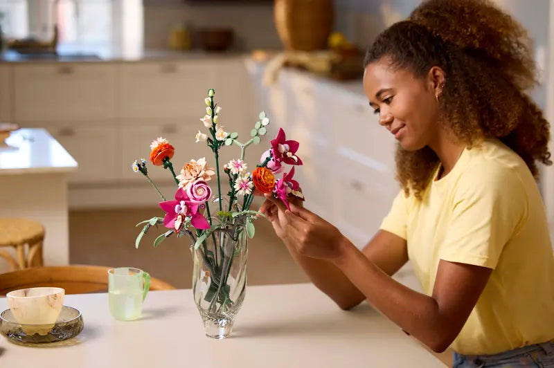 LEGO - 10342 - BOTANICAL COLLECTION - Pretty Pink Flower Bouquet - 749pcs