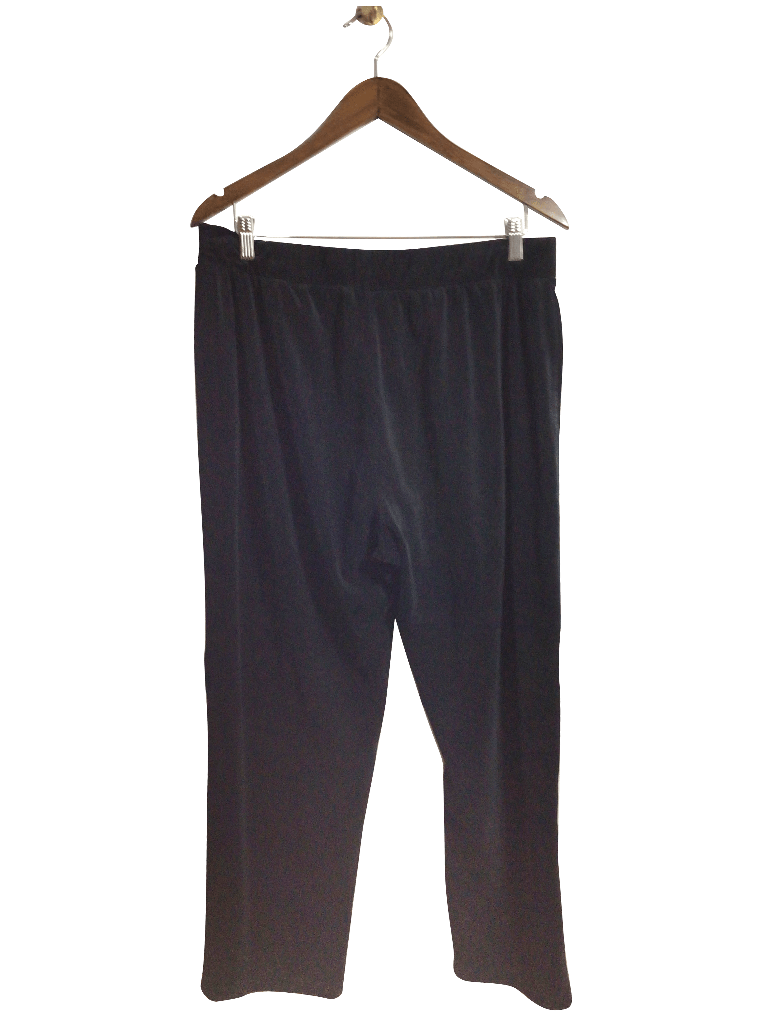 LA VIE EN ROSE Women Night Wear Regular fit in Black - L