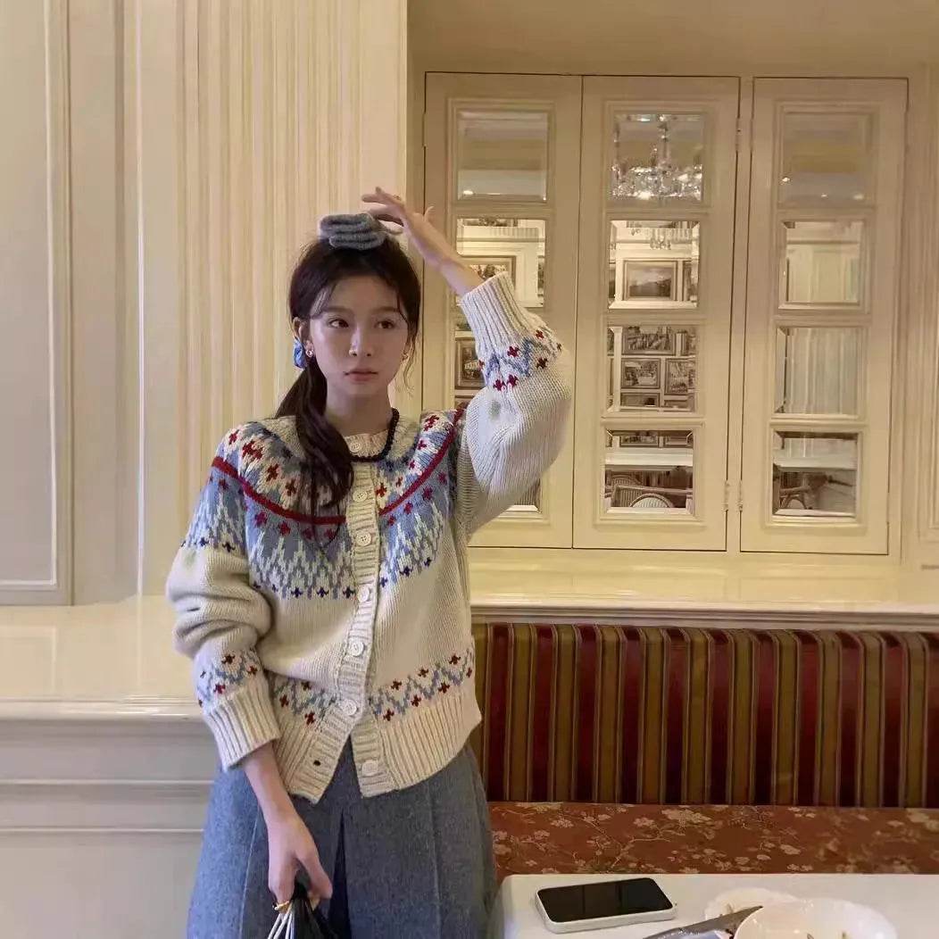 Thickened Jacquard button Knitted Sweater for Women Autumn And Winter