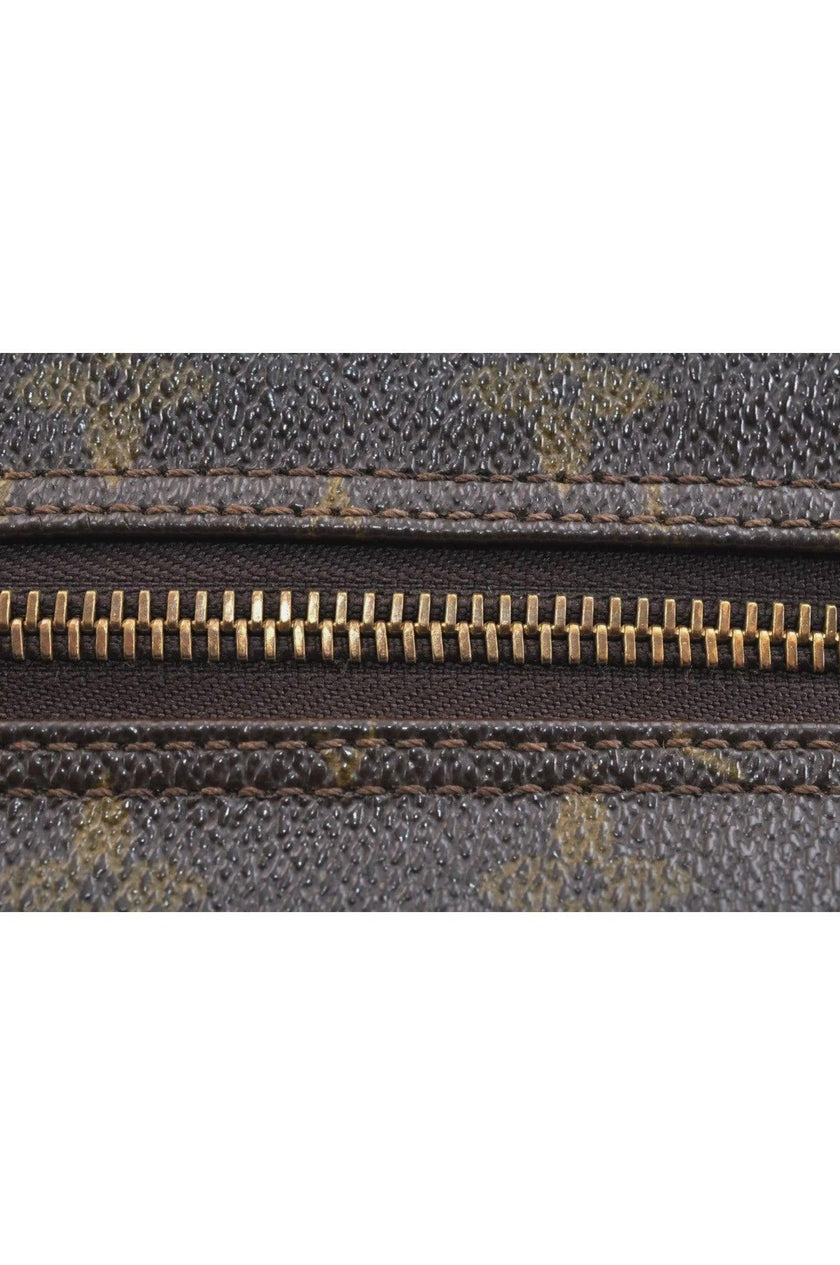 Louis Vuitton Monogram Trousse Toilette 28 Clutch Hand Bag M47522 LV 6922K