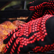 TableCraft Black & Red Grilling Gloves, Set of 2