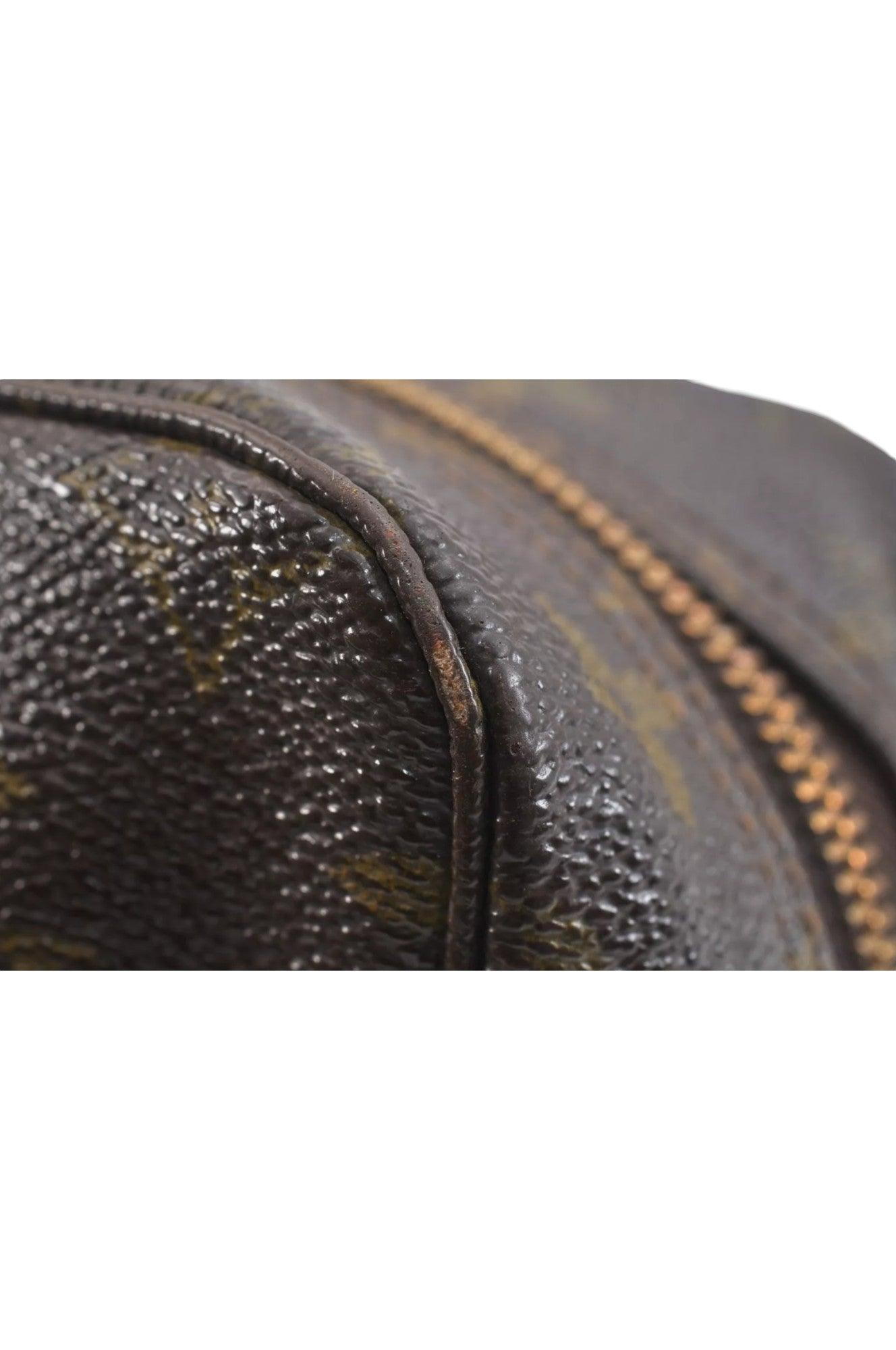 Louis Vuitton Monogram Trousse Toilette 28 Clutch Hand Bag M47522 LV 6922K