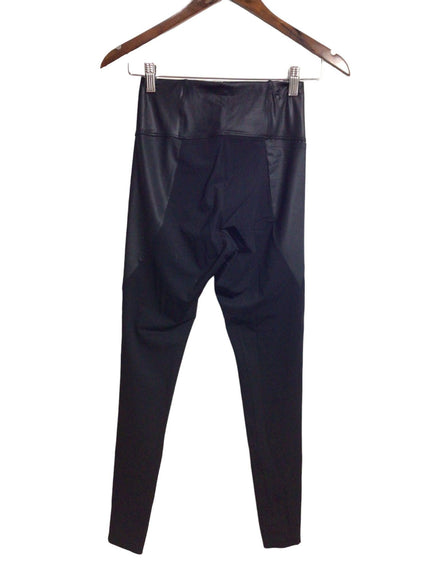 A DAY Women Activewear Leggings Regular fit in Black - XS