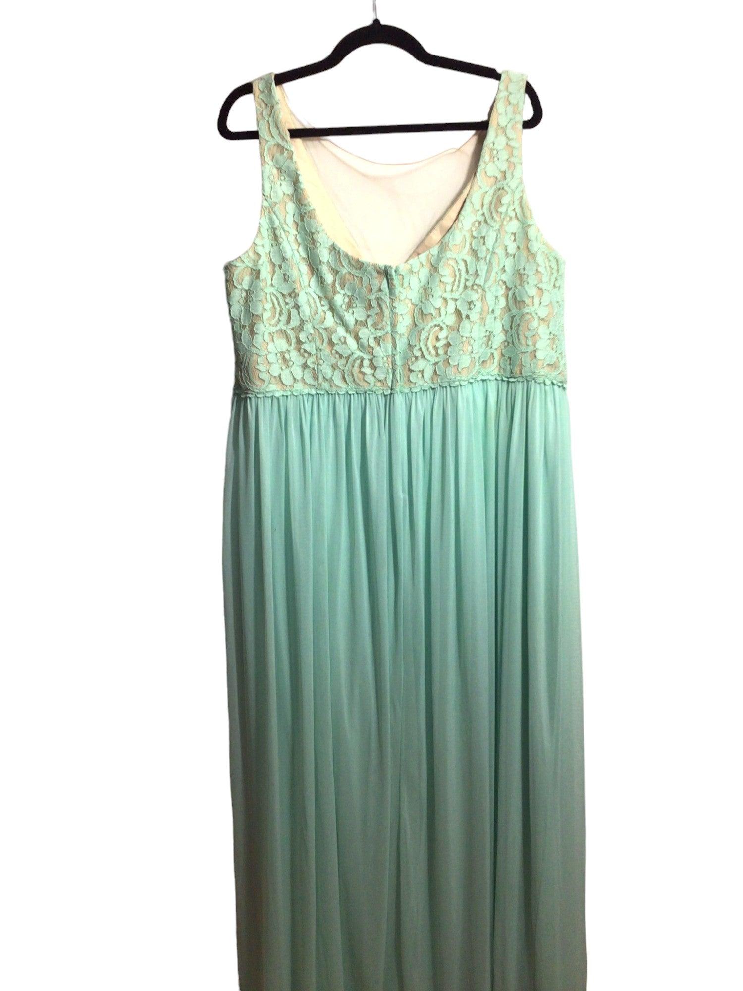 DAVID'S BRIDAL Women Maxi Dresses Regular fit in Green - 22