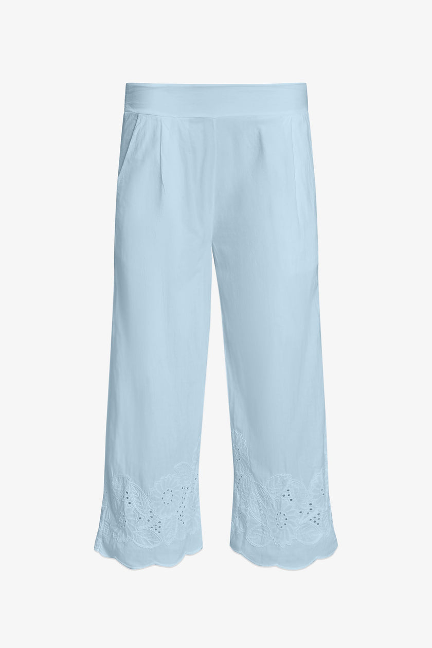 Women's Woven Capri Trousers