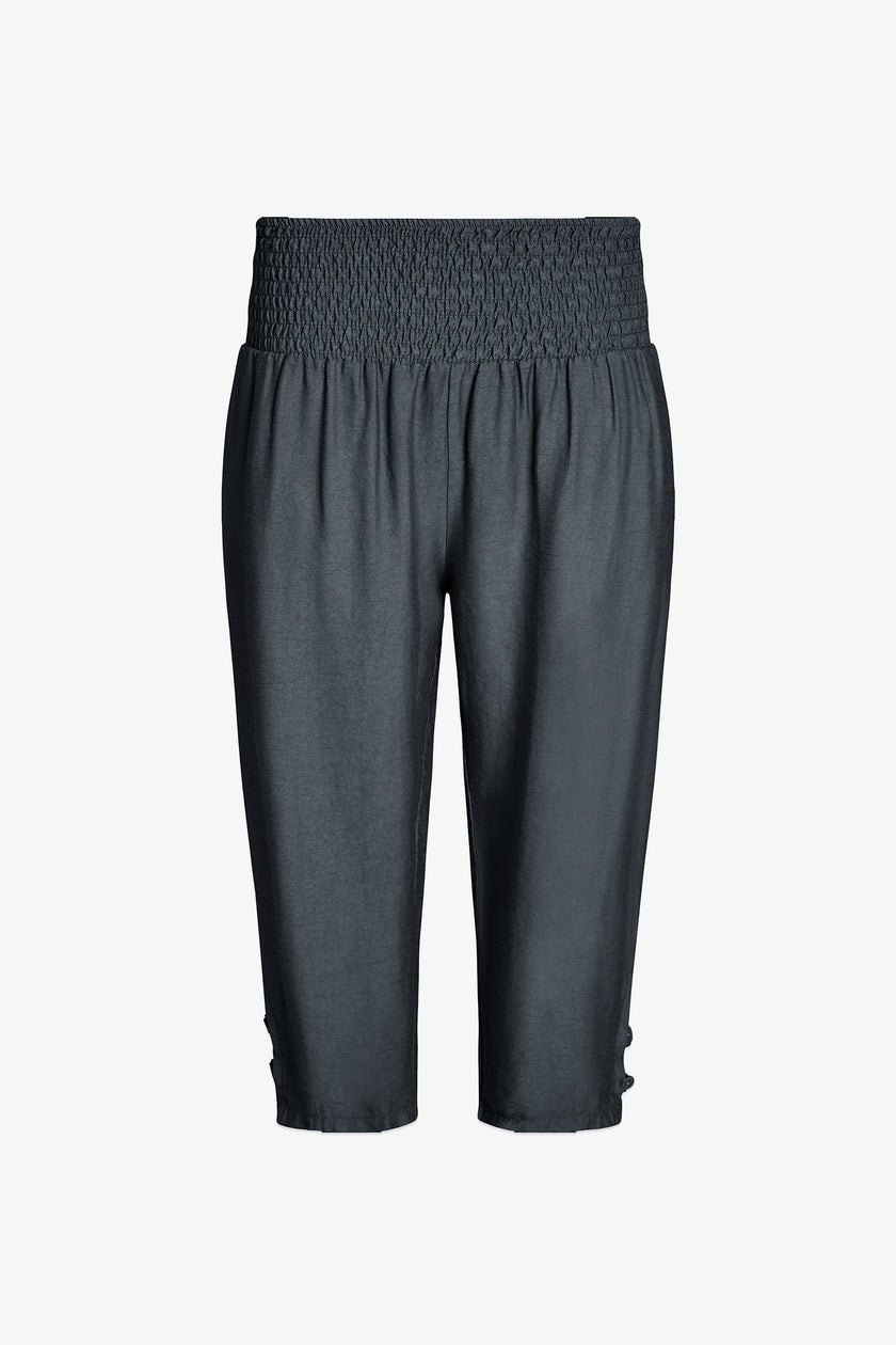Women's Woven Capri Trousers