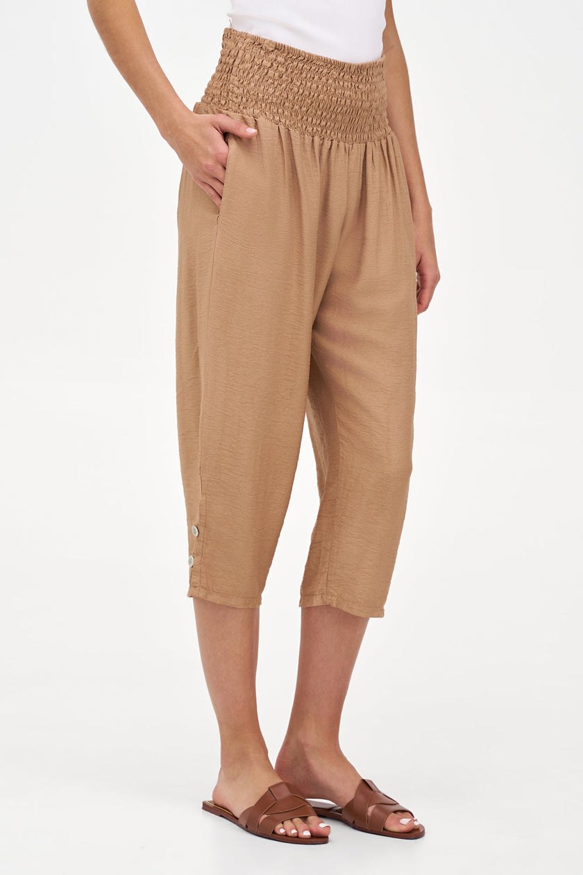 Women's Woven Capri Trousers