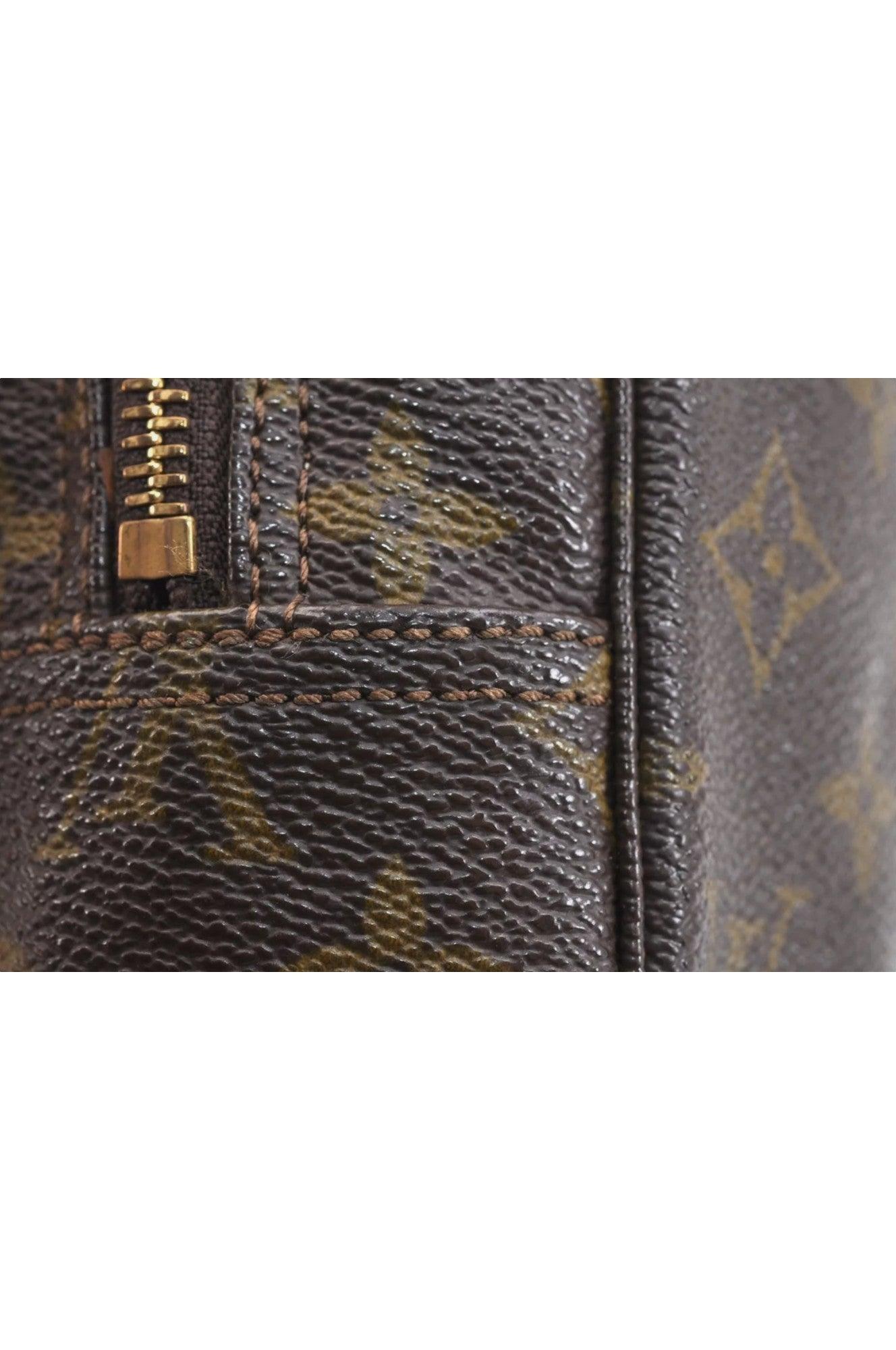 Louis Vuitton Monogram Trousse Toilette 28 Clutch Hand Bag M47522 LV 6922K