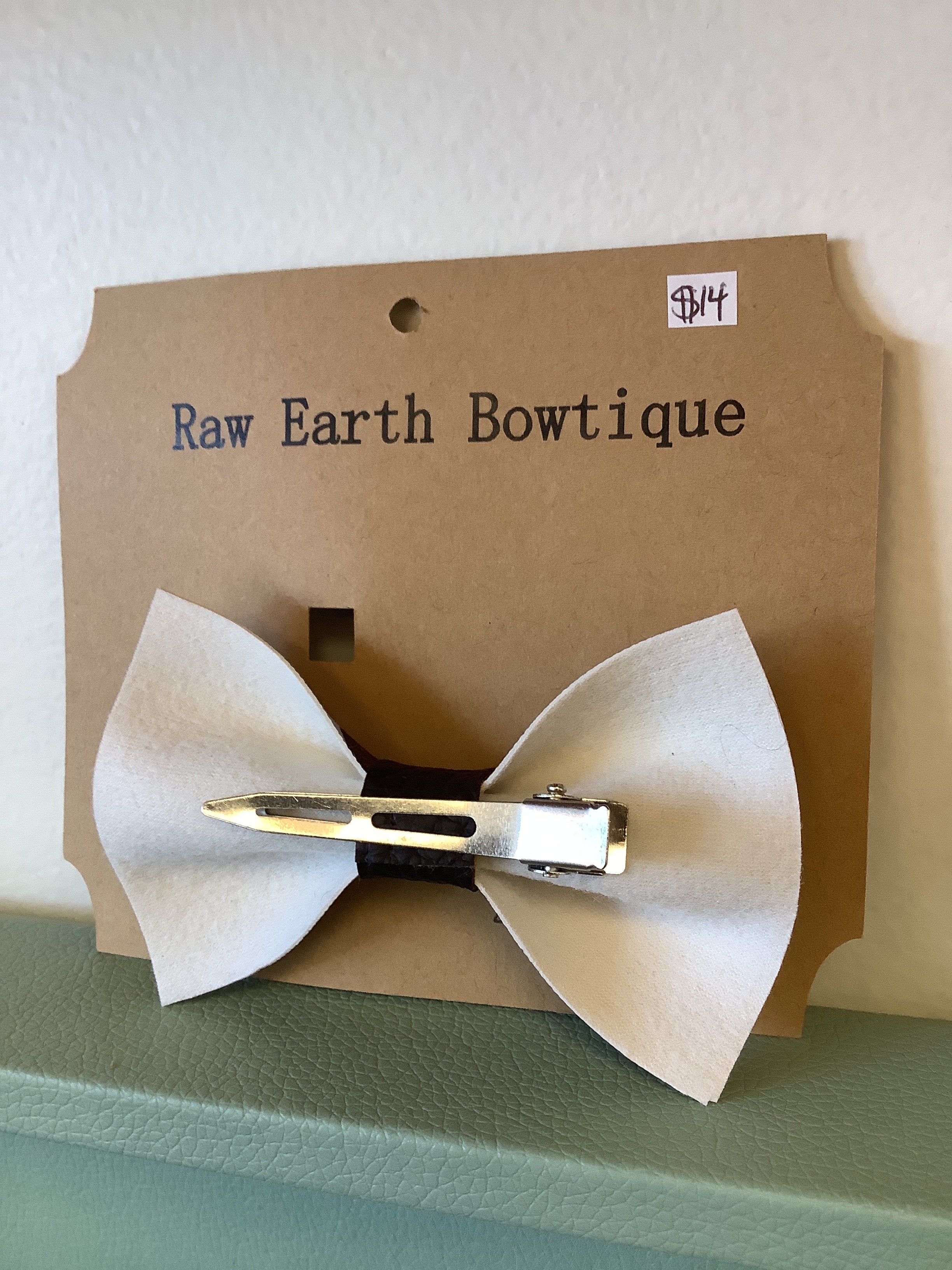 Raw Earth Bowtique Navy Mushroom Bow Tie
