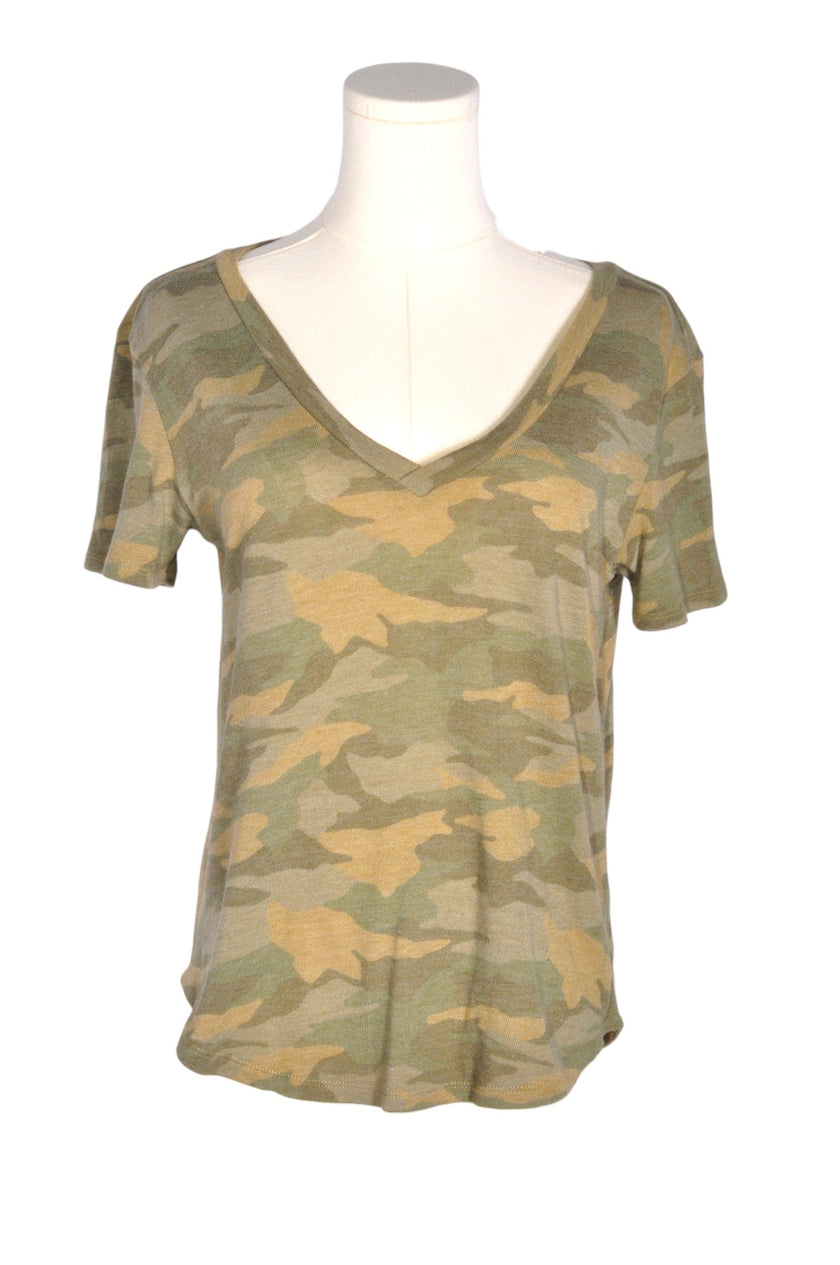AMERICAN EAGLE Women T-Shirts Regular fit in Green - XS