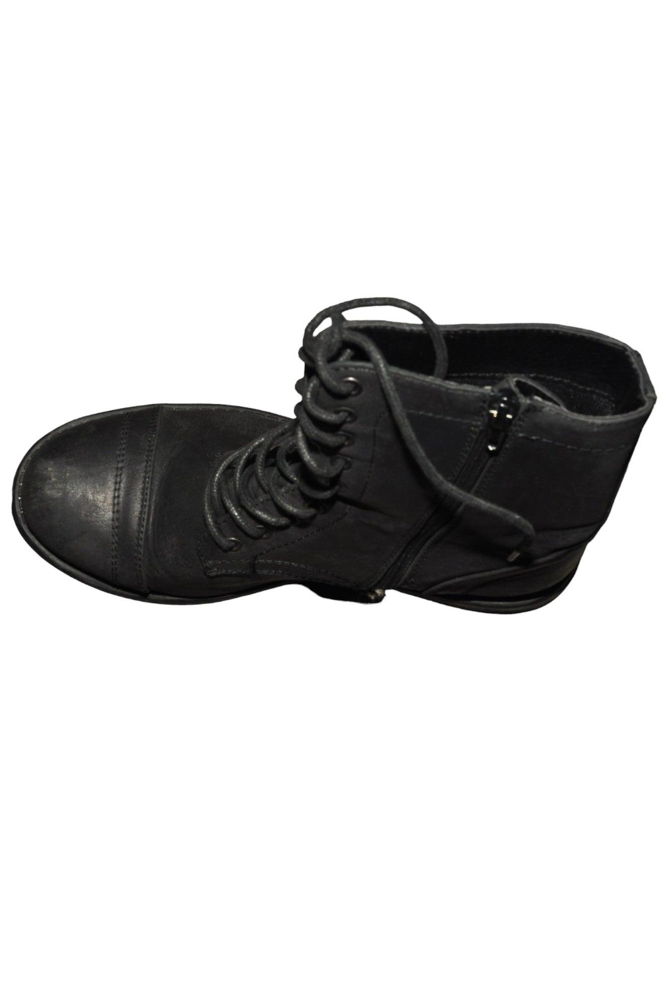 STEVE MADDEN Women Boots Regular fit in Black - 37