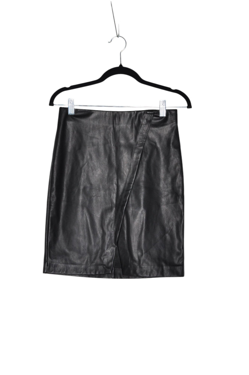 DYNAMITE Women Casual Skirts Regular fit in Black - S