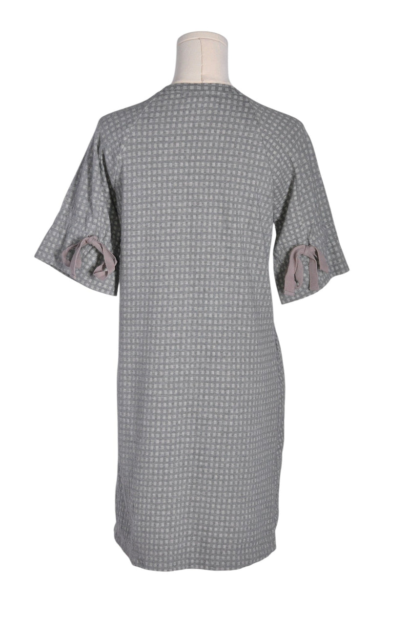 NEON BUDDHA Women Drop Waist Dresses Regular fit in Gray - XS