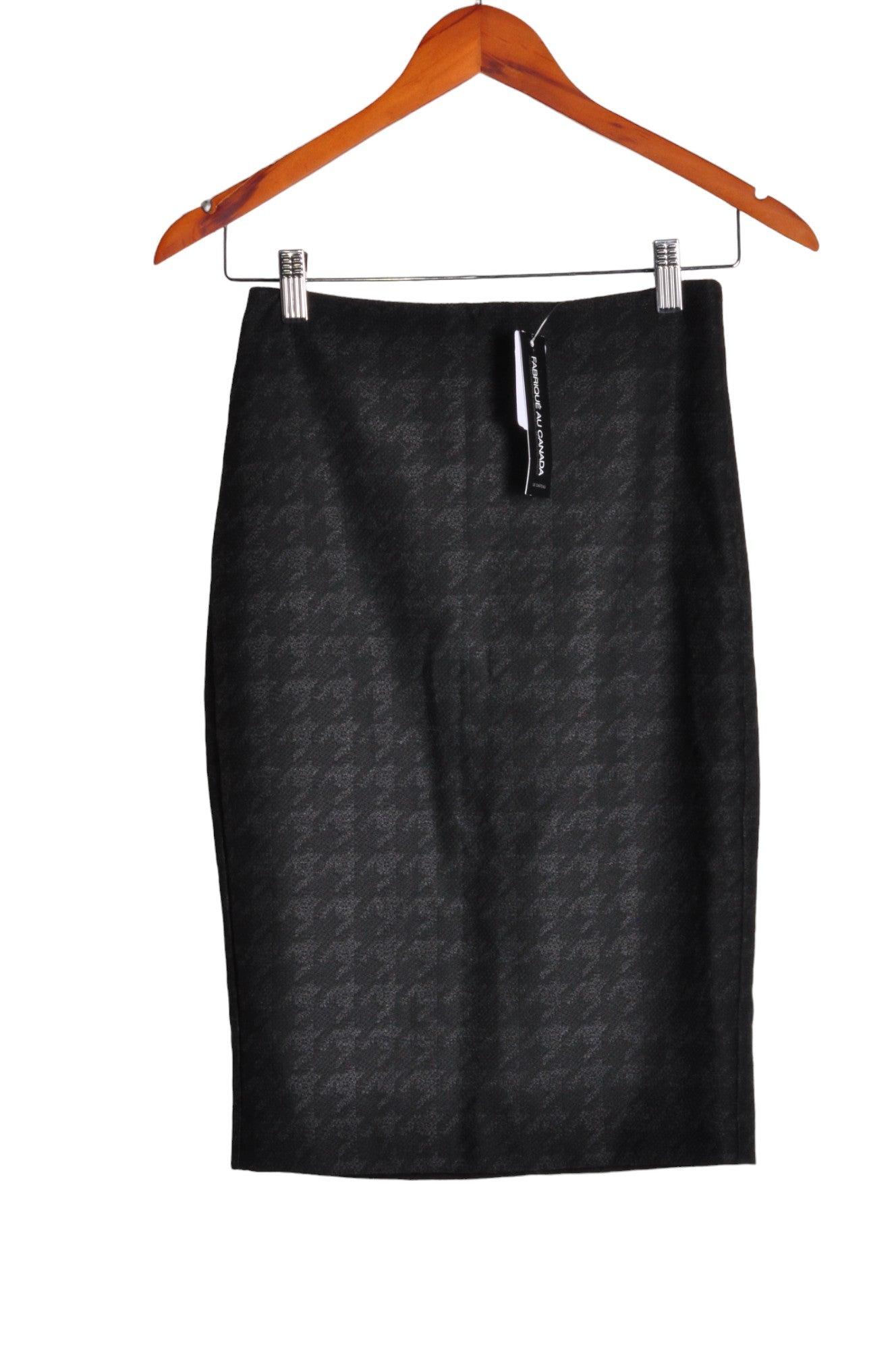 CHATEAU Women Pencil Skirts Regular fit in Black - 0