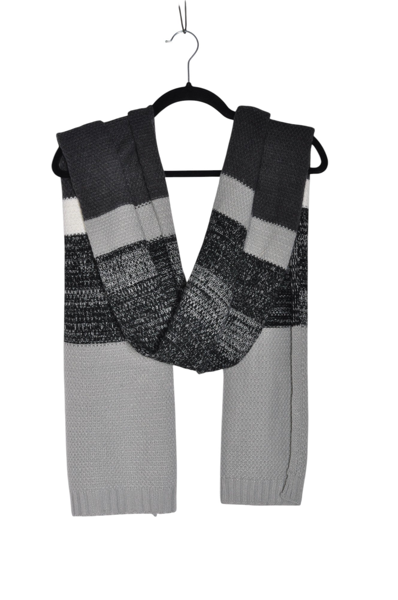 UNBRANDED Women Scarves Regular fit in Gray - S