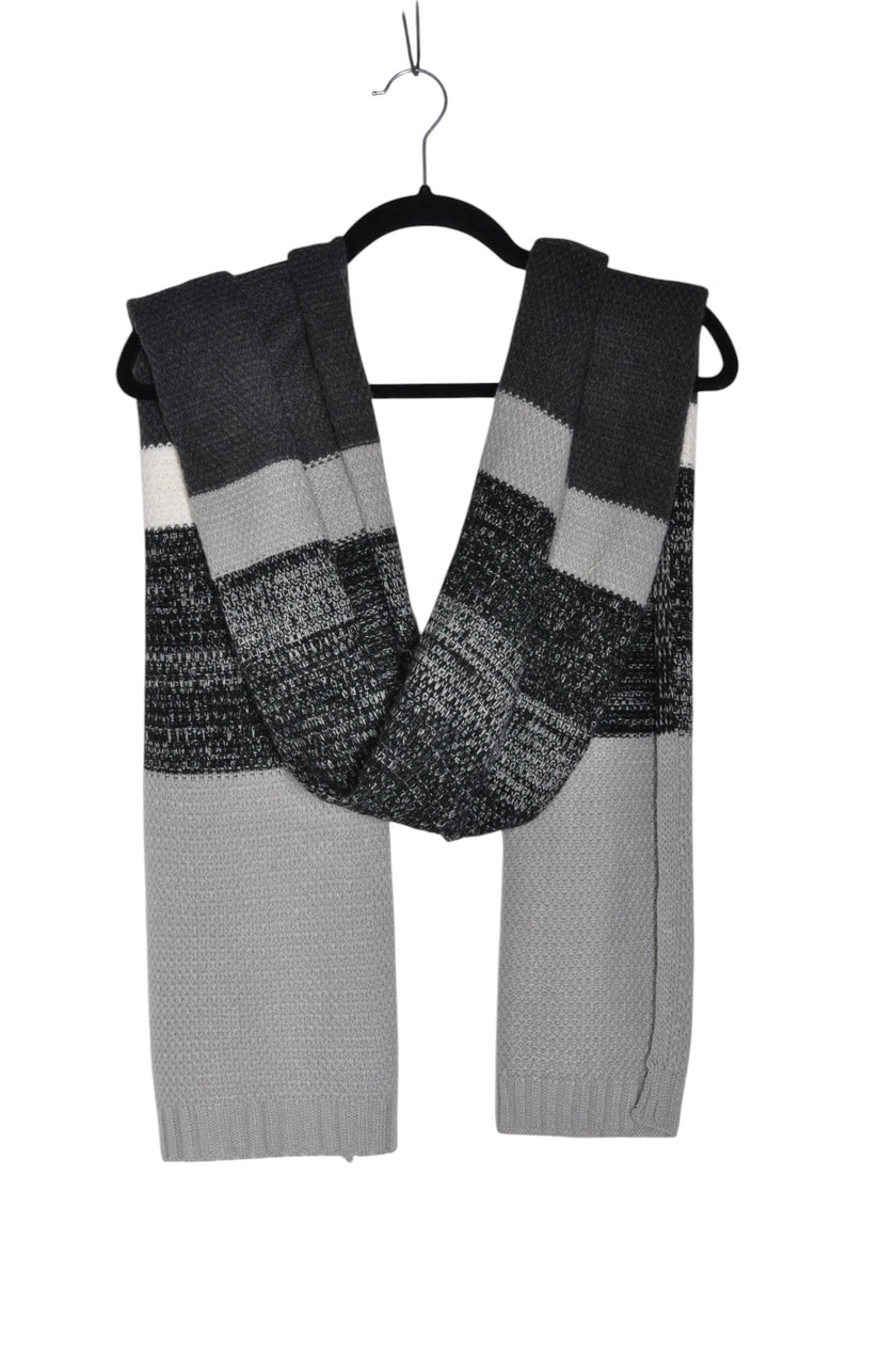 UNBRANDED Women Scarves Regular fit in Gray - S