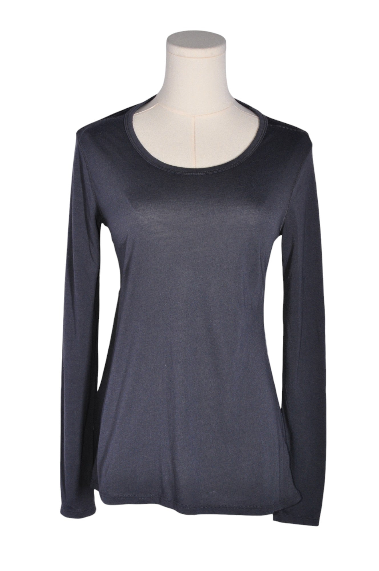 UNBRANDED Women T-Shirts Regular fit in Black - S