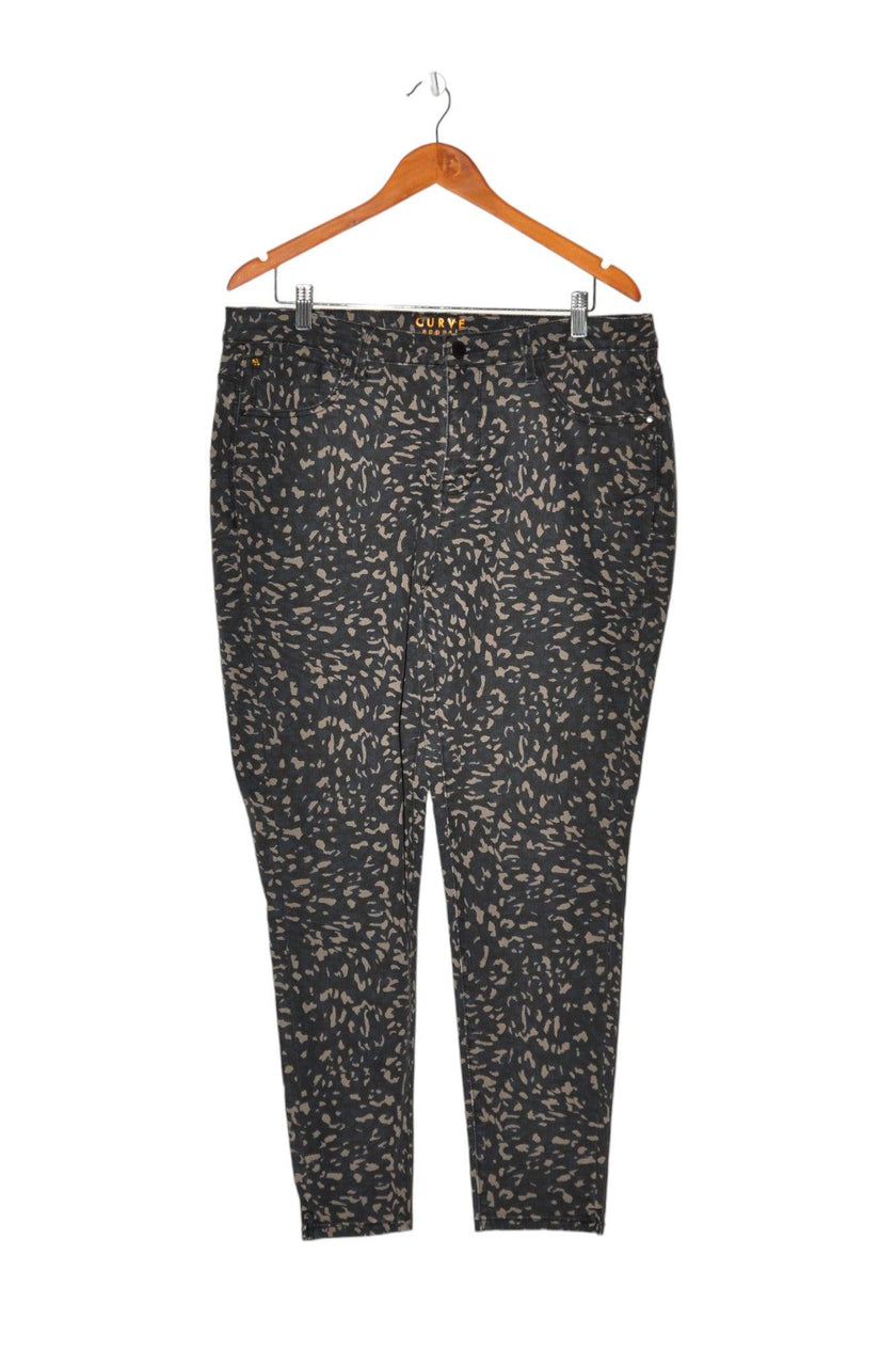 CURVE APPEAL Women Straight-Legged Jeans Regular fit in Black - 16
