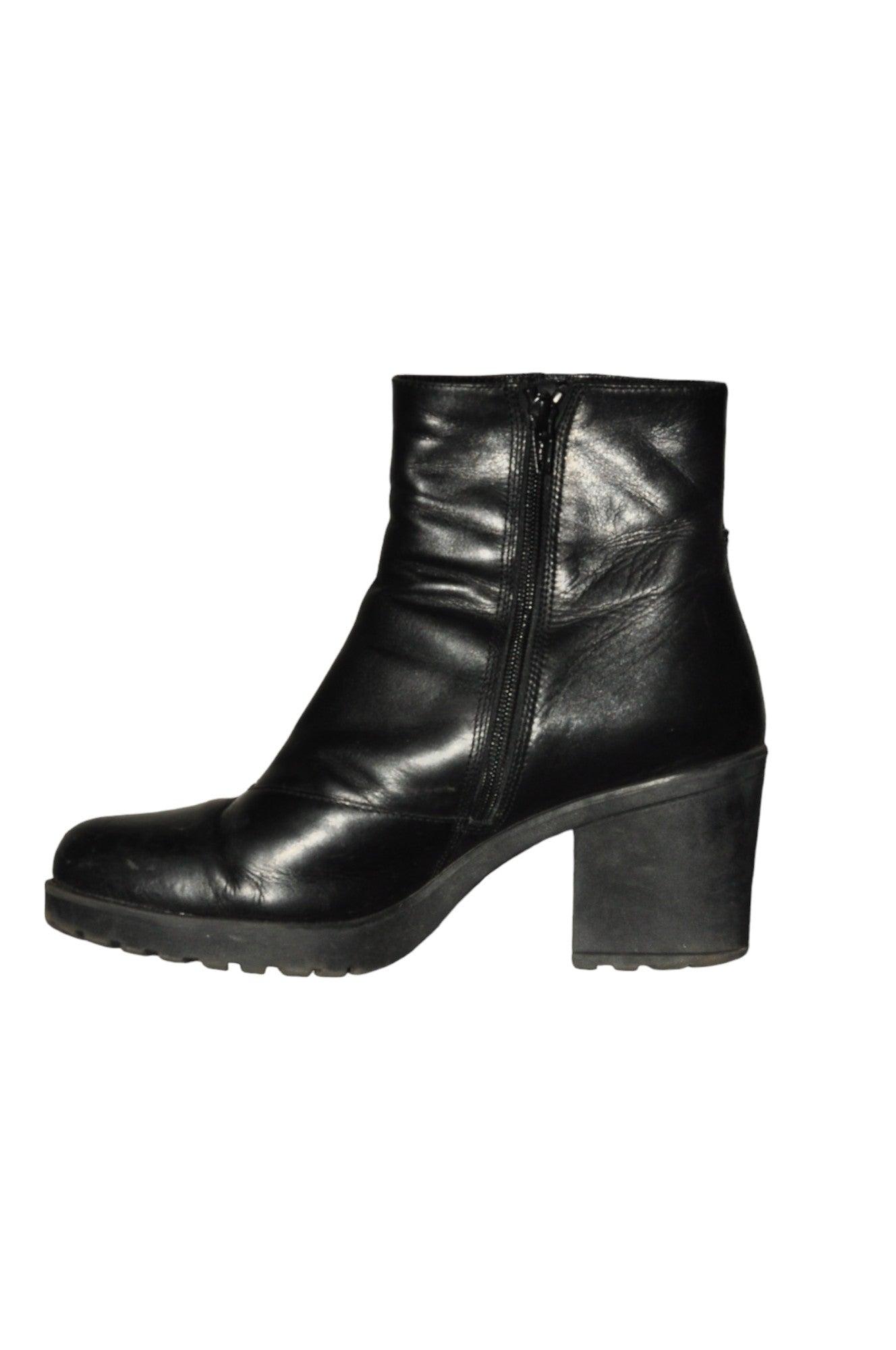 VAGABOND Women Boots Regular fit in Black - 41