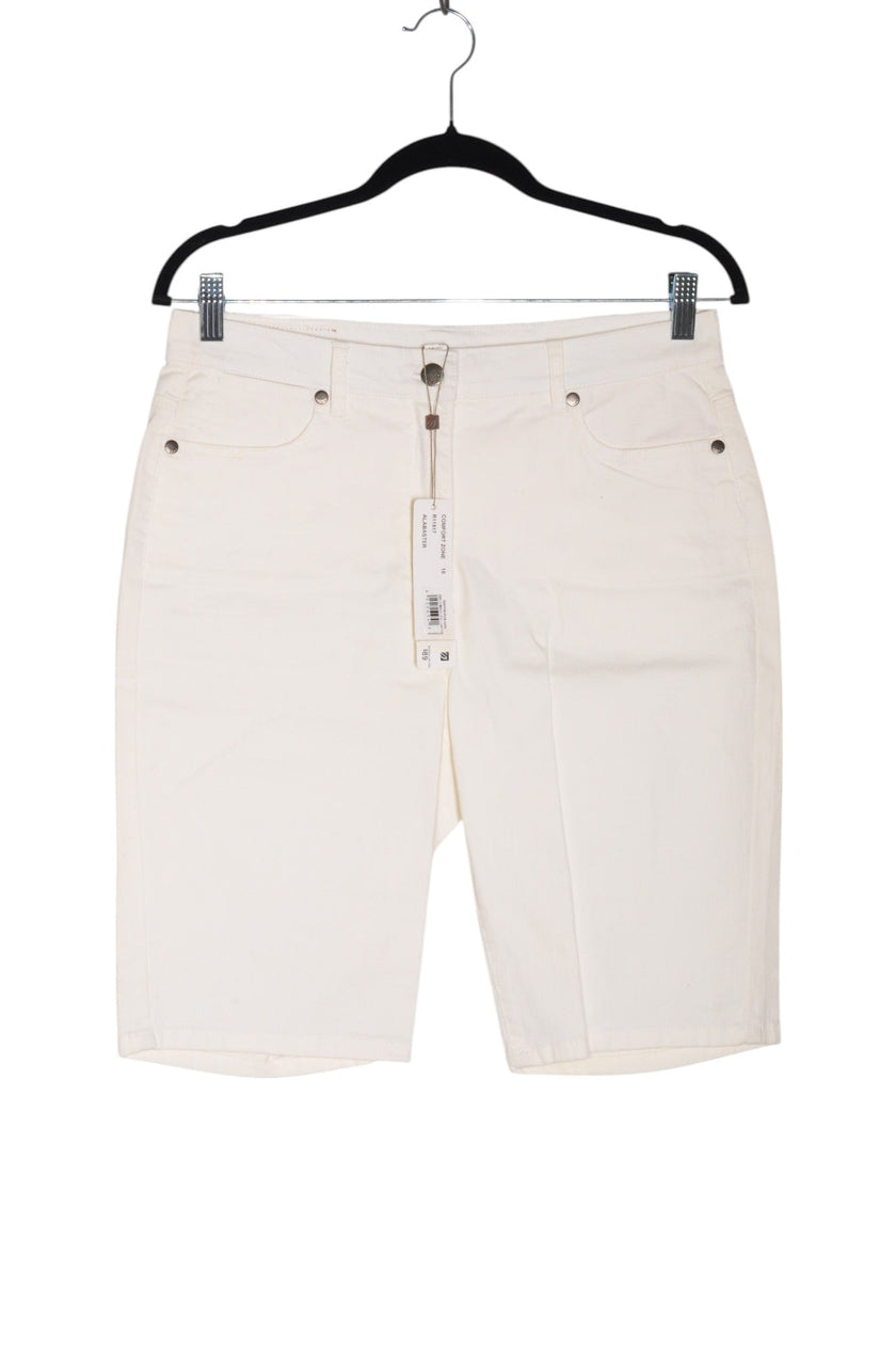 SPANNER Women Classic Shorts Regular fit in White - 10