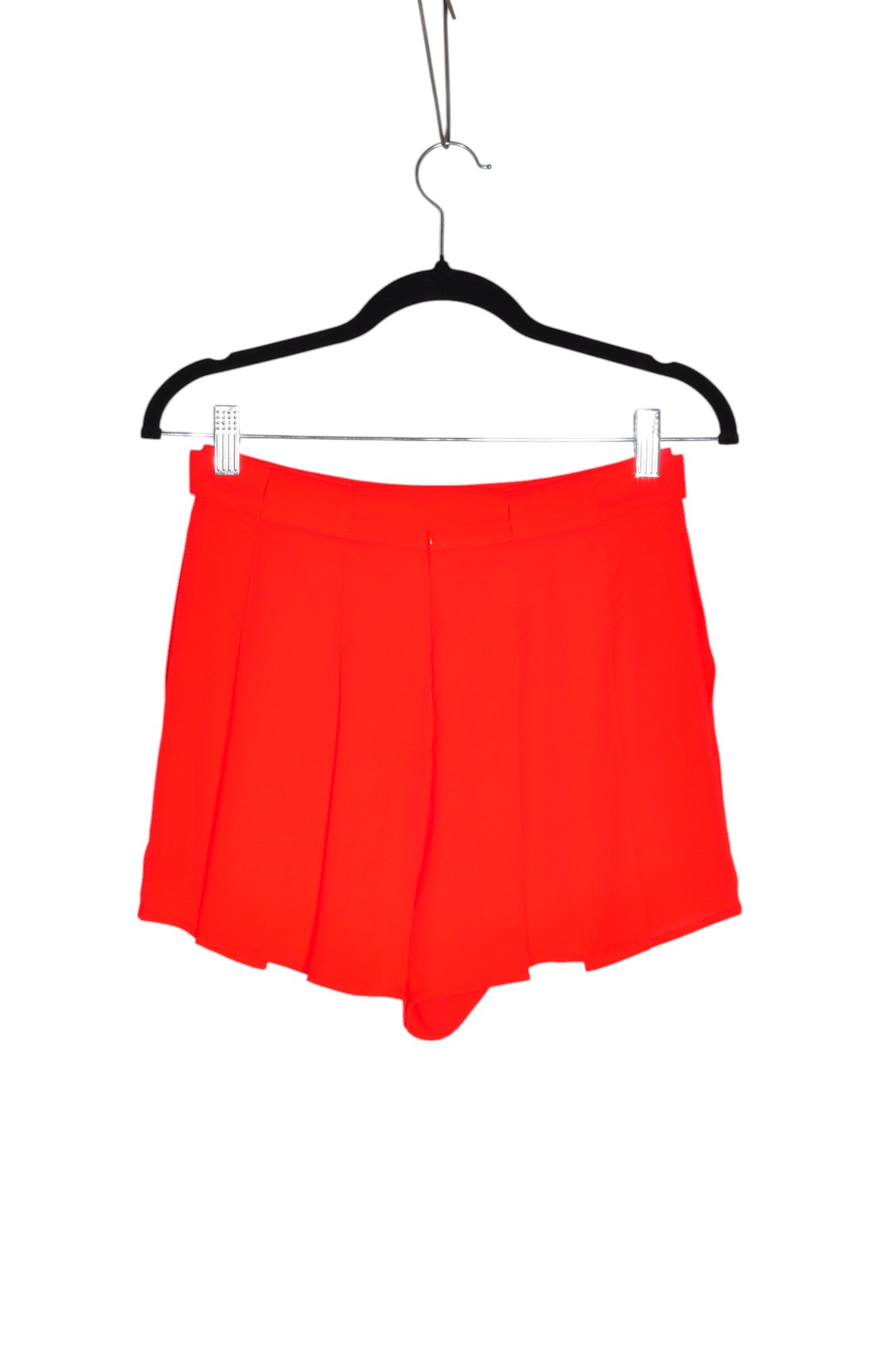 SUNDAY BEST Women Classic Shorts Regular fit in Red - 2