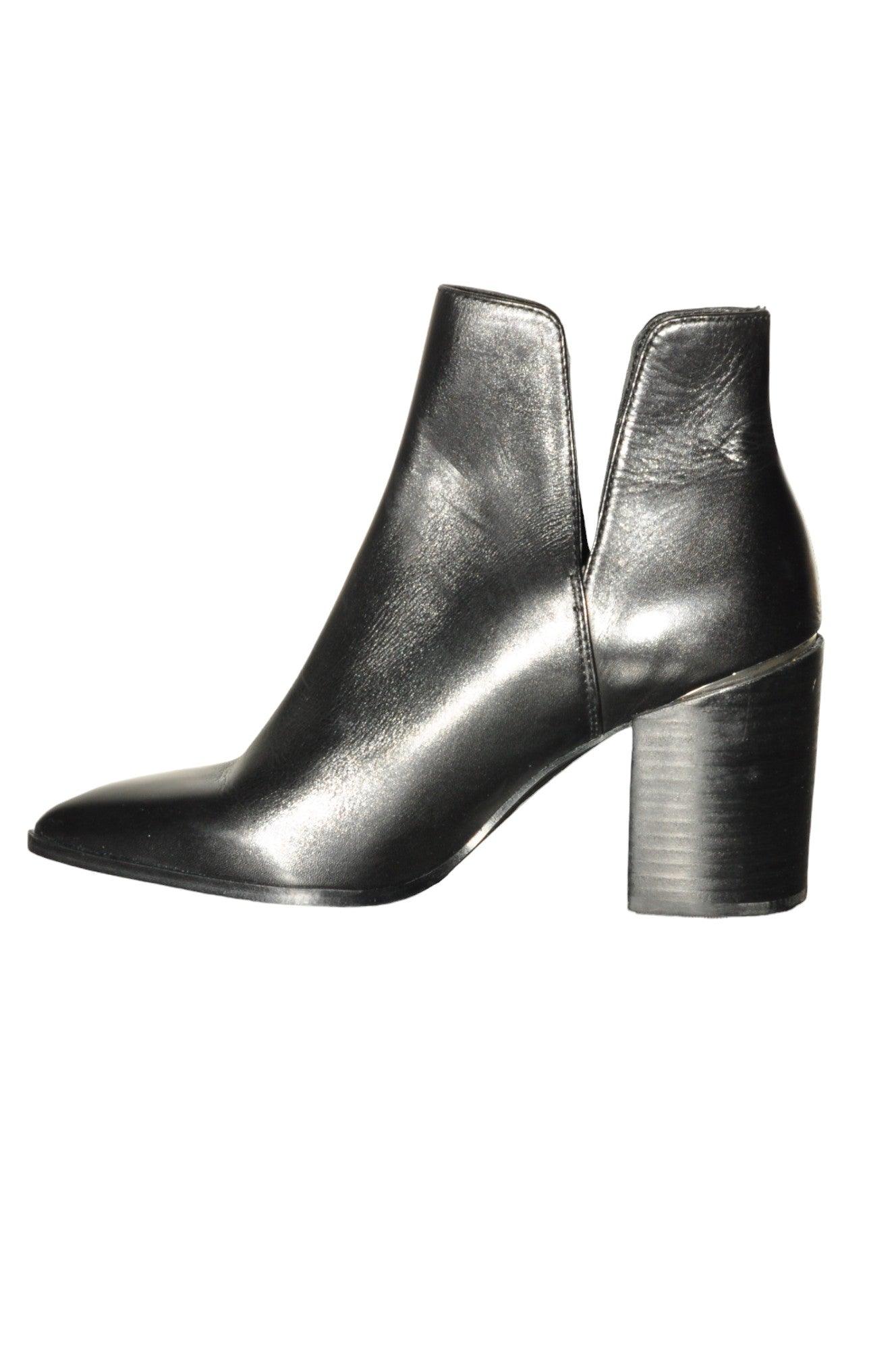 STEVE MADDEN Women Heels Regular fit in Black - 8.5