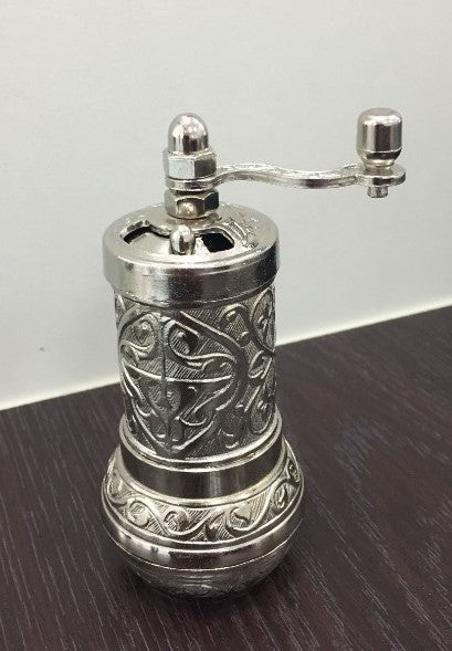 Turkish Manual Coffee Grinder, Removable and Easy to Clean, Hand Crank, Outdoor Style, Silver