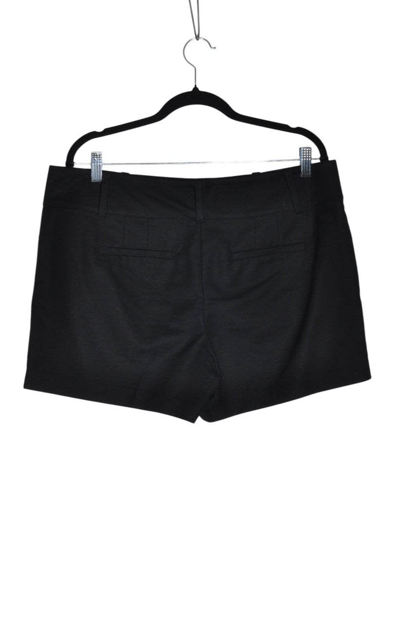 ANN TAYLOR Women Classic Shorts Regular fit in Black - 12