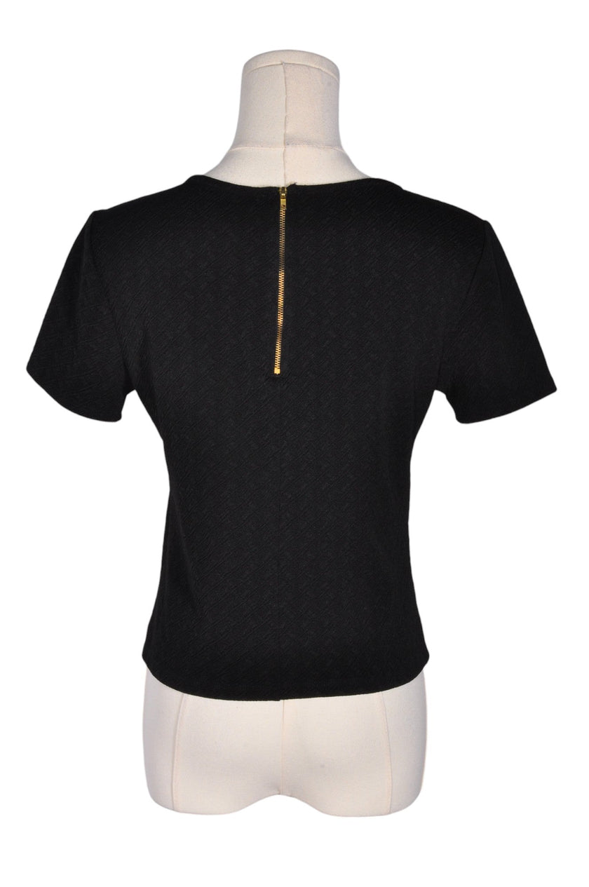 FOREVER 21 Women T-Shirts Regular fit in Black - M