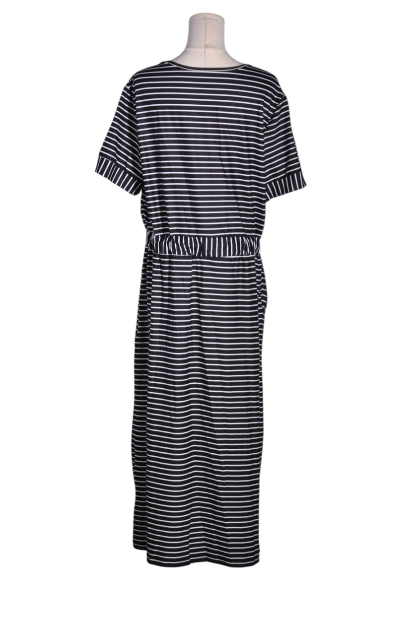 SHEIN Women Maxi Dresses Regular fit in Black - 2XL