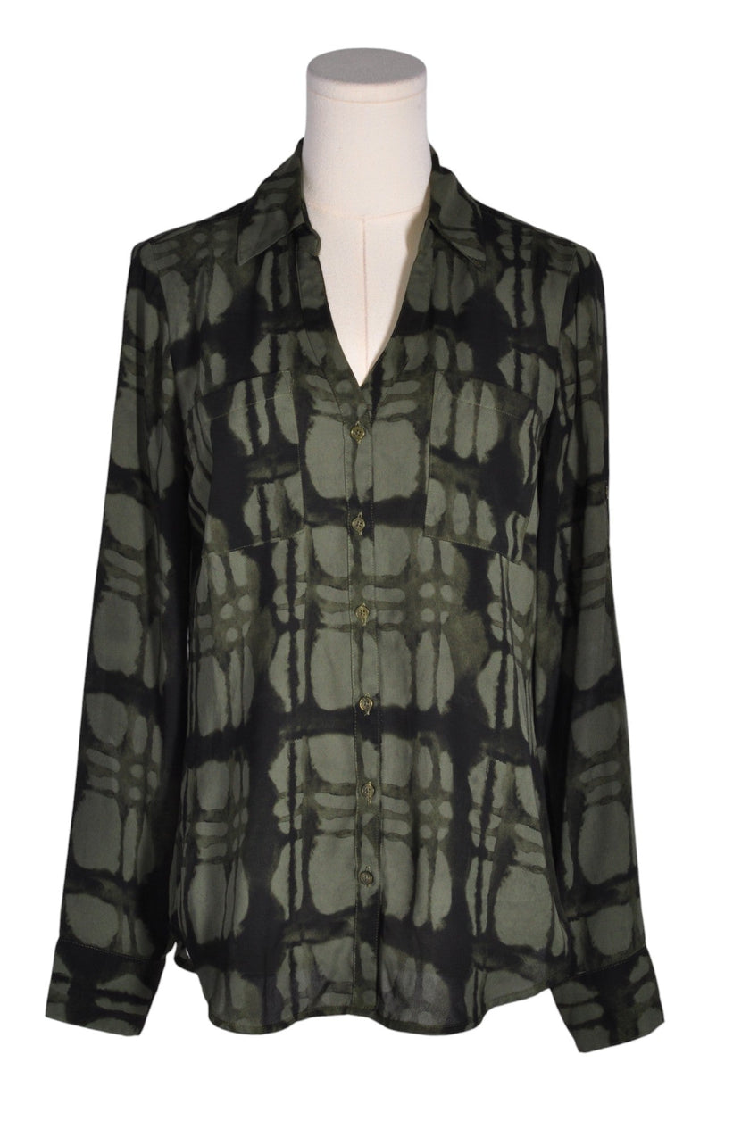 EXPRESS Women Button Down Tops Regular fit in Green - S