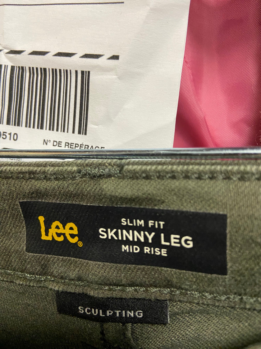 UNBRANDED Women Work Pants Regular fit in Green - S