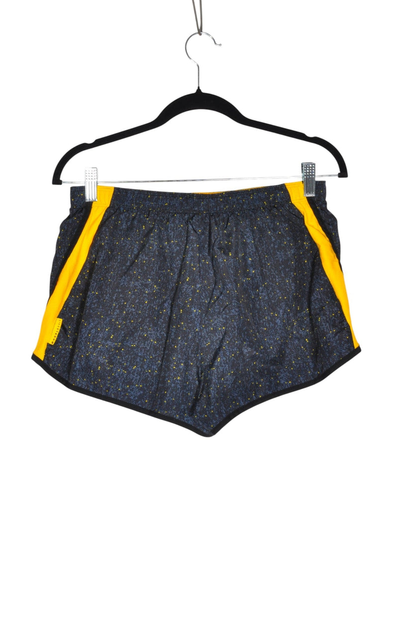 NIKE Women Classic Shorts Regular fit in Black - M