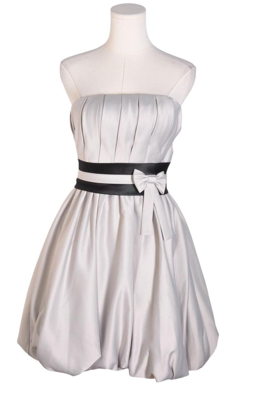 UNBRANDED Women A-Line Dresses Regular fit in Gray - M